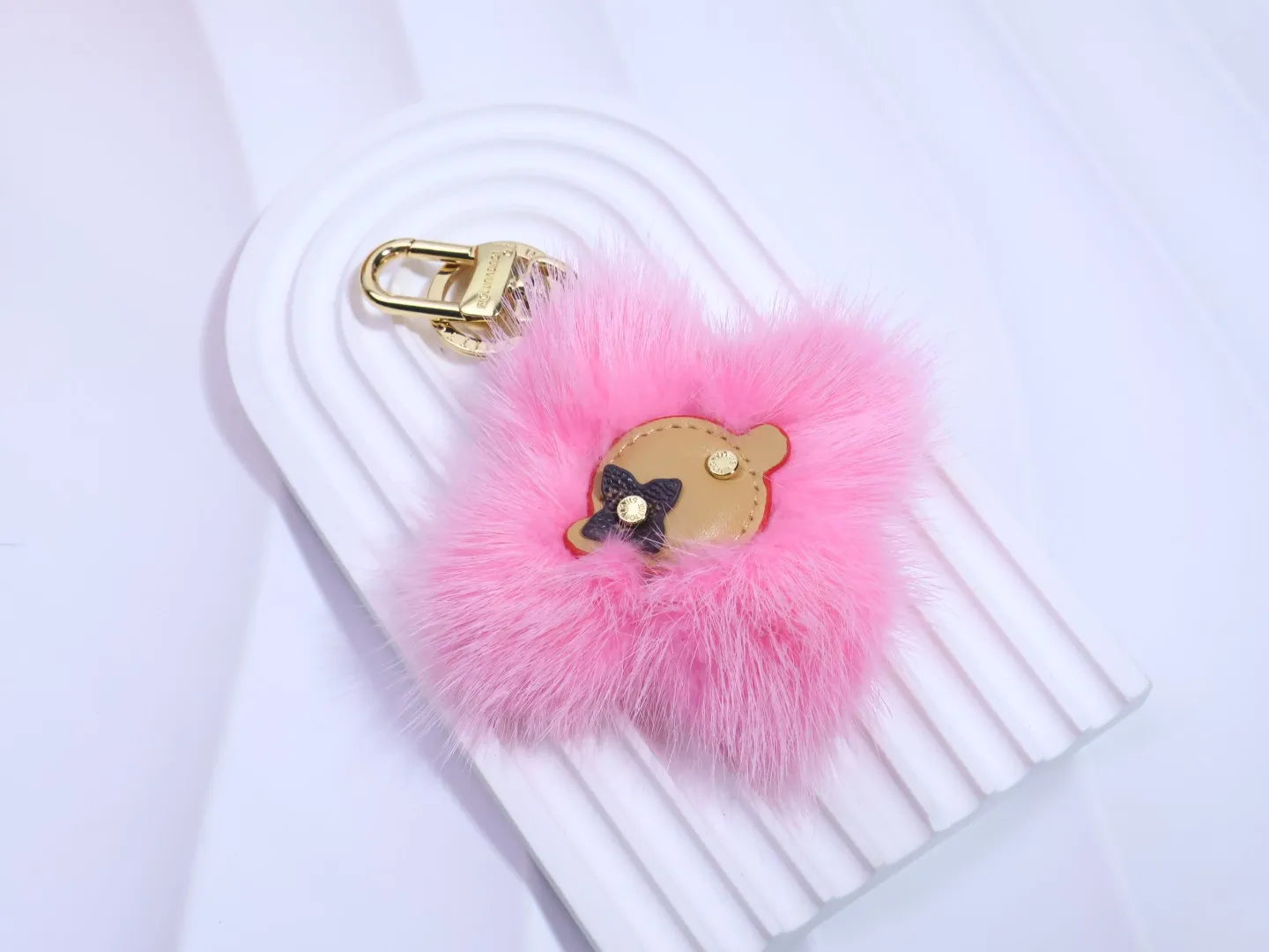 A1Q105E26 Popular bag 's charms accessories