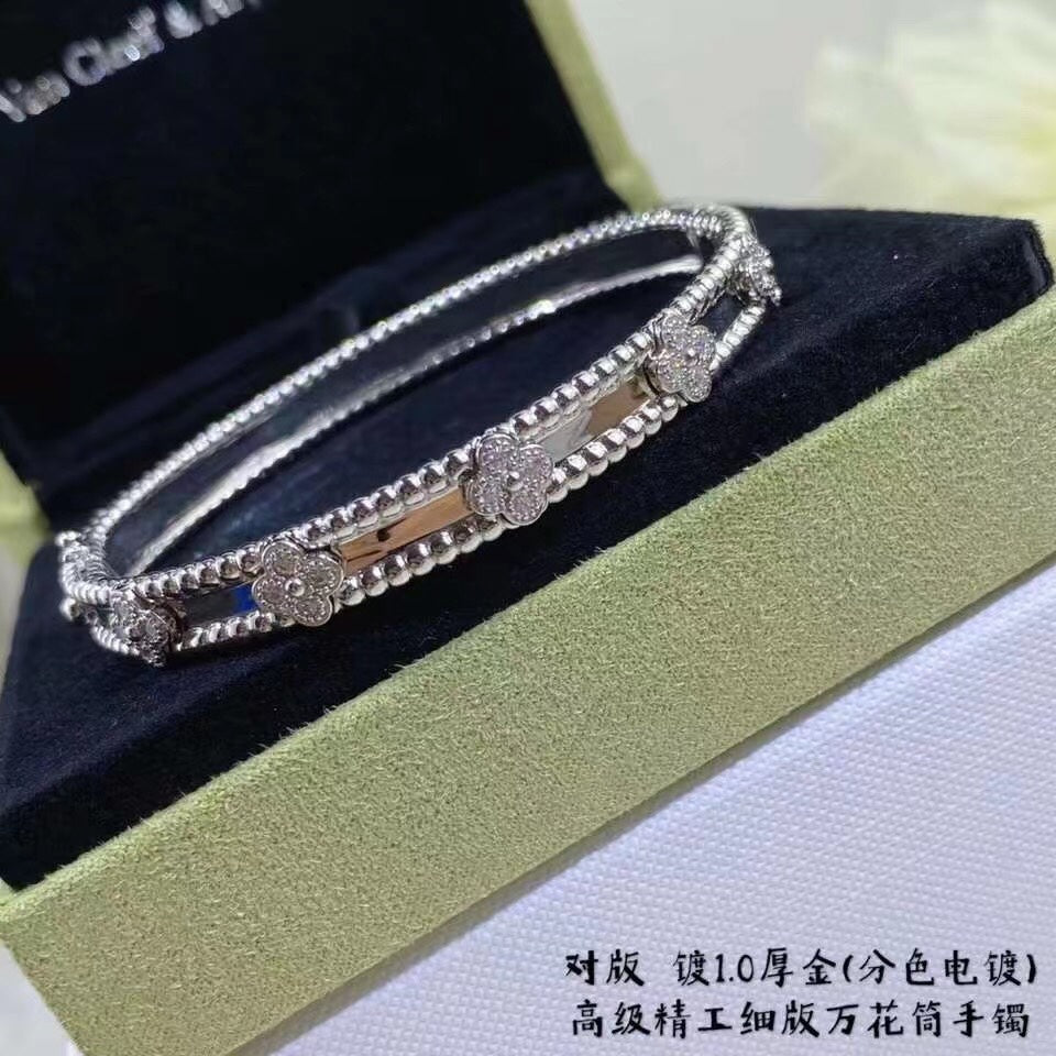 X5Q85VC81K  Popular Bracelets