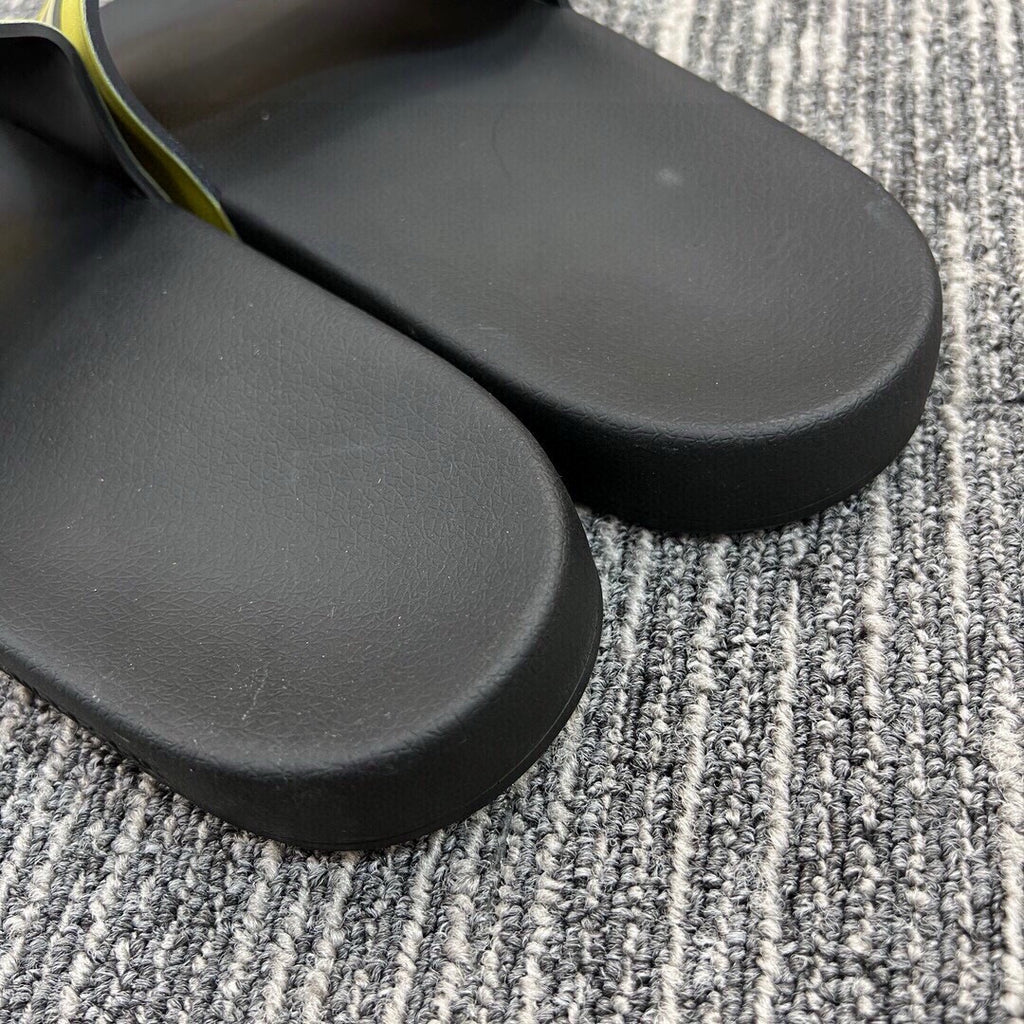 Z5Z35R258 Popular Slippers