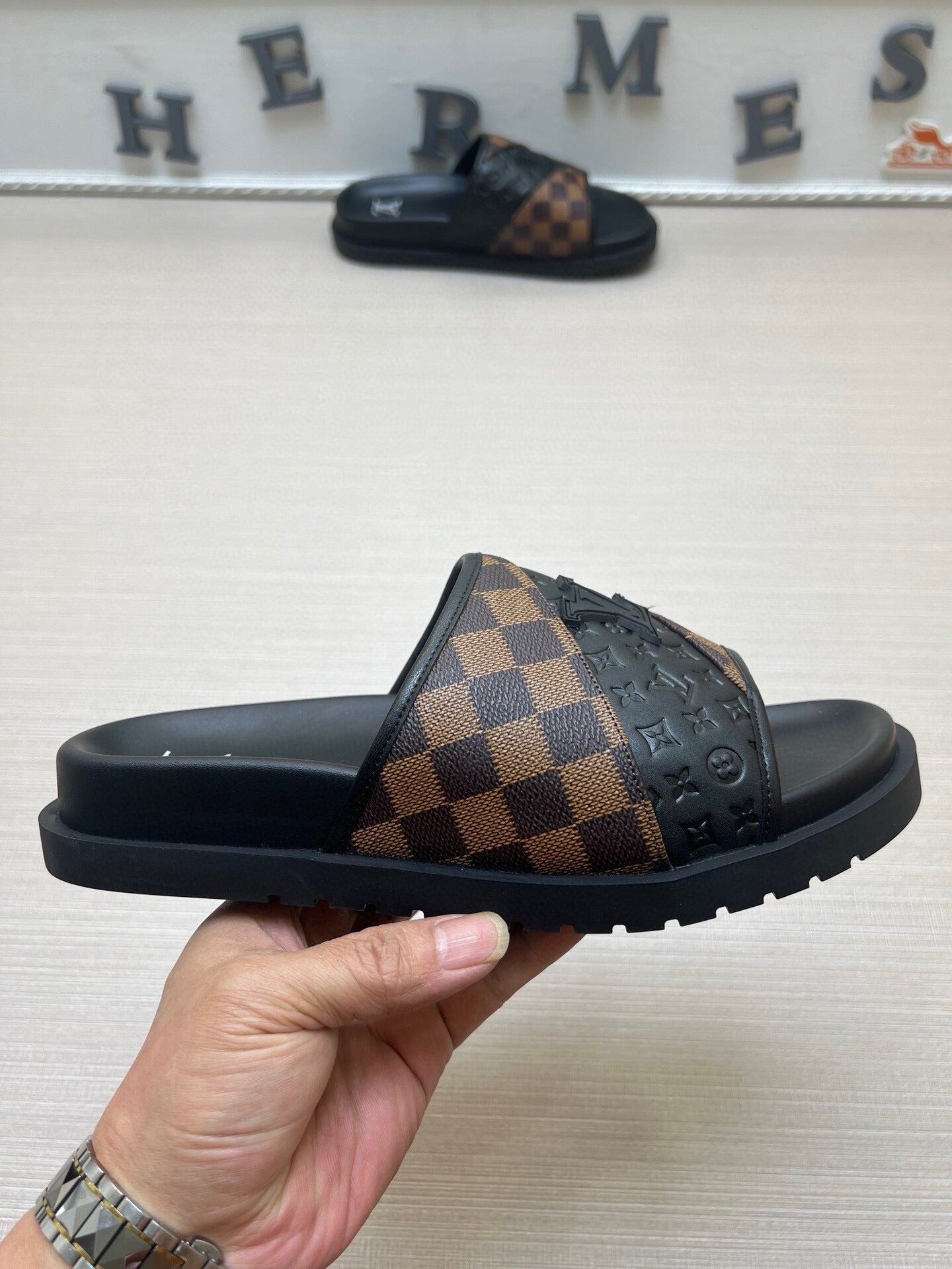 Z5WE249 Popular Slippers