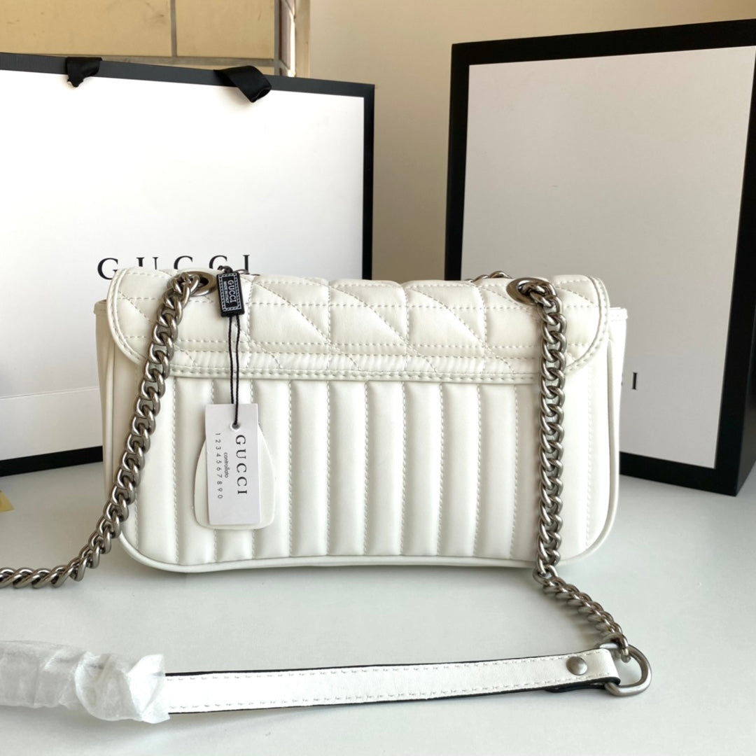 B1P36B67 Popular leather bag