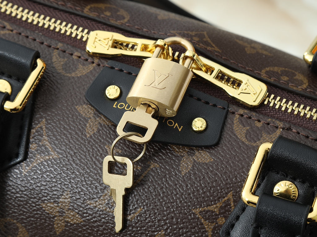 B1R15E52  Popular   leather bag