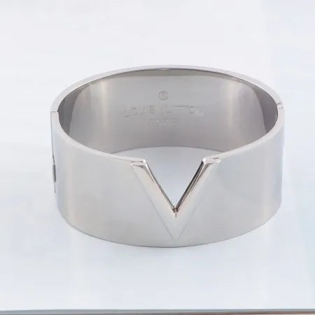 X2B60E111K  Popular Bracelets