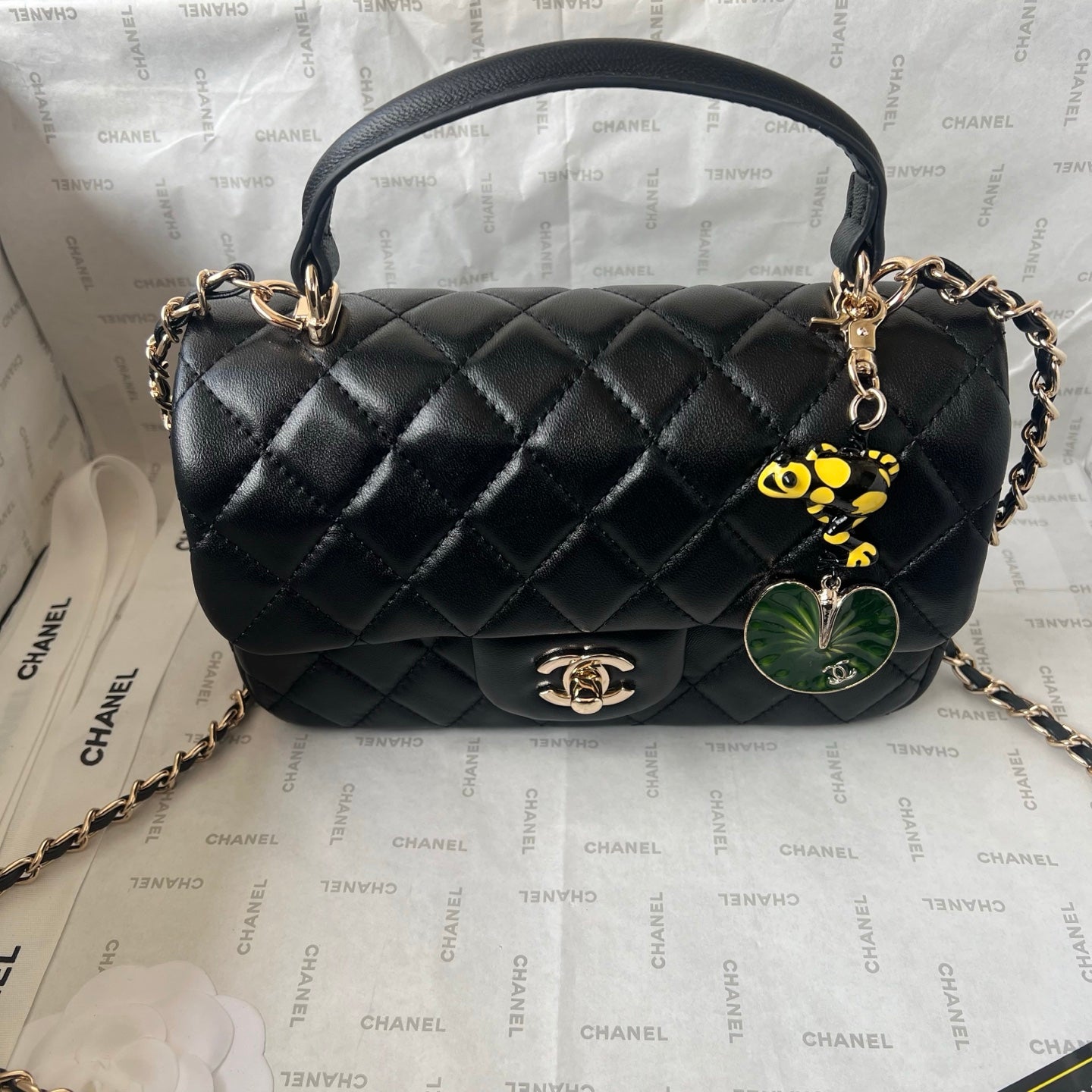 B1R76C32 Popular leather bag