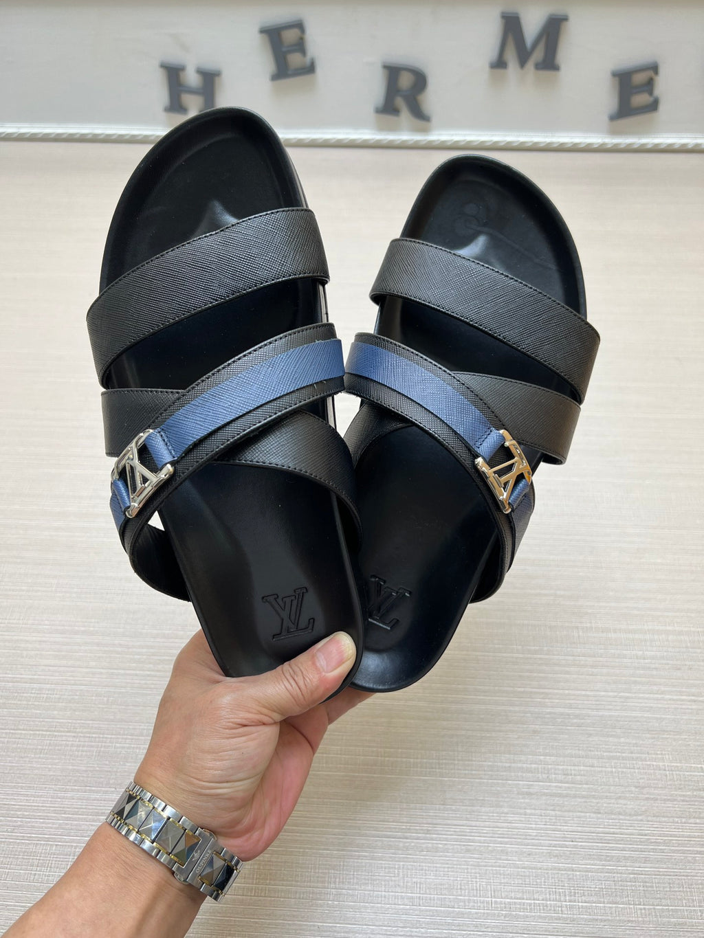 Z5ZE88 Popular slippers