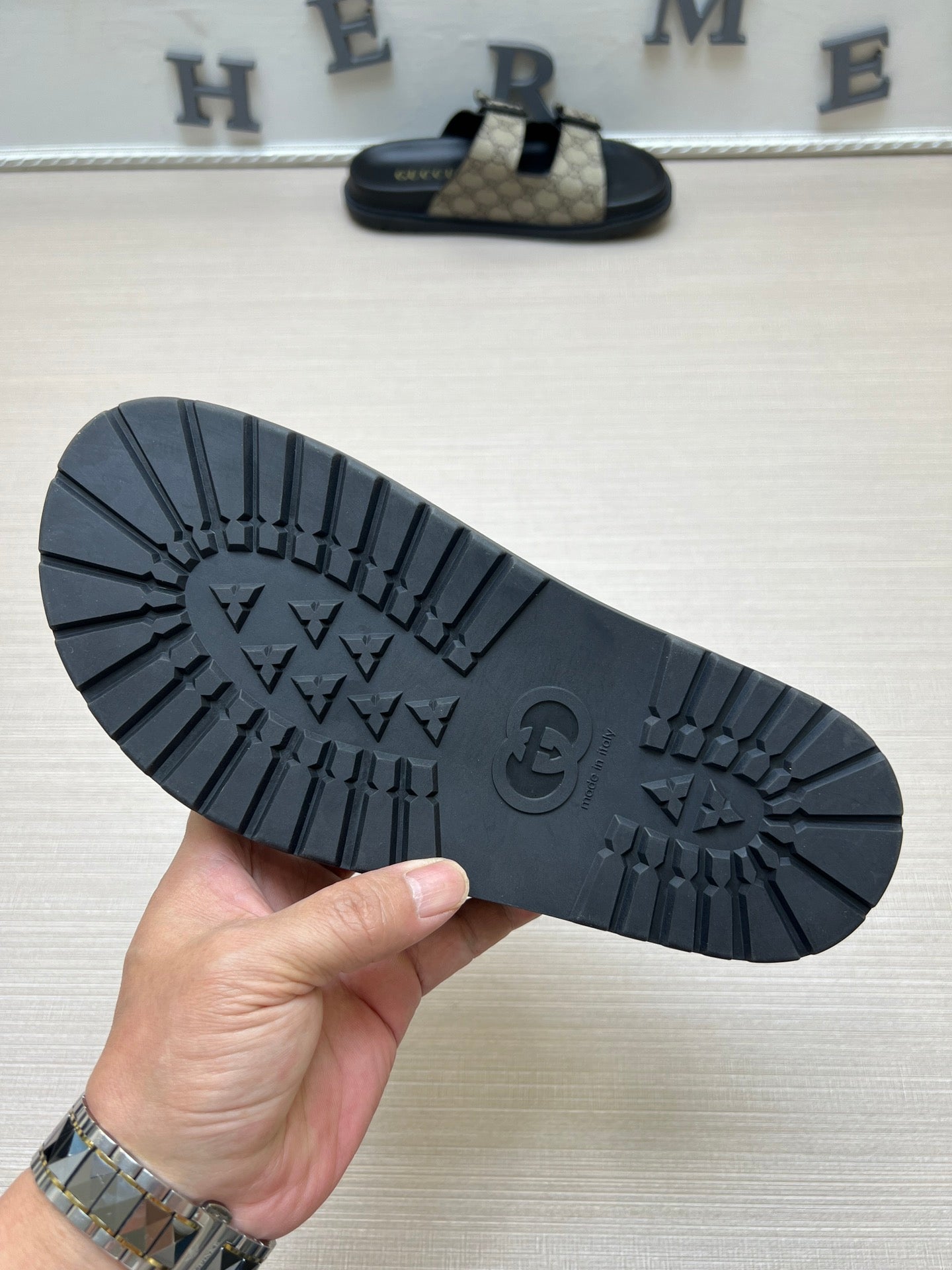 Z5ZB90 Popular slippers