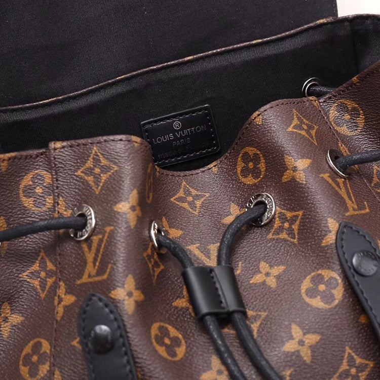 B1P11E60 Popular  leather backpacks