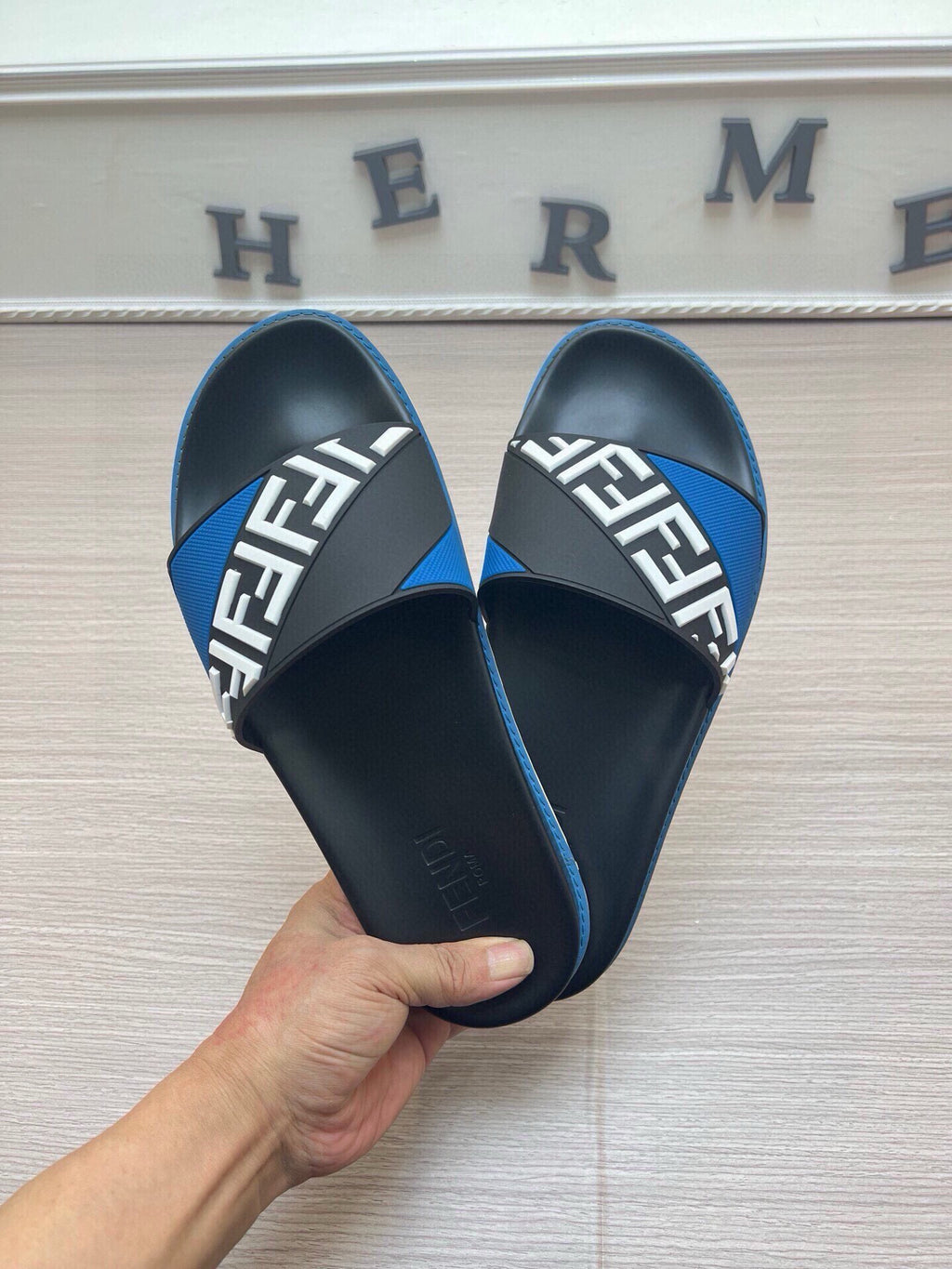 Z5Z35F283 Popular Slippers
