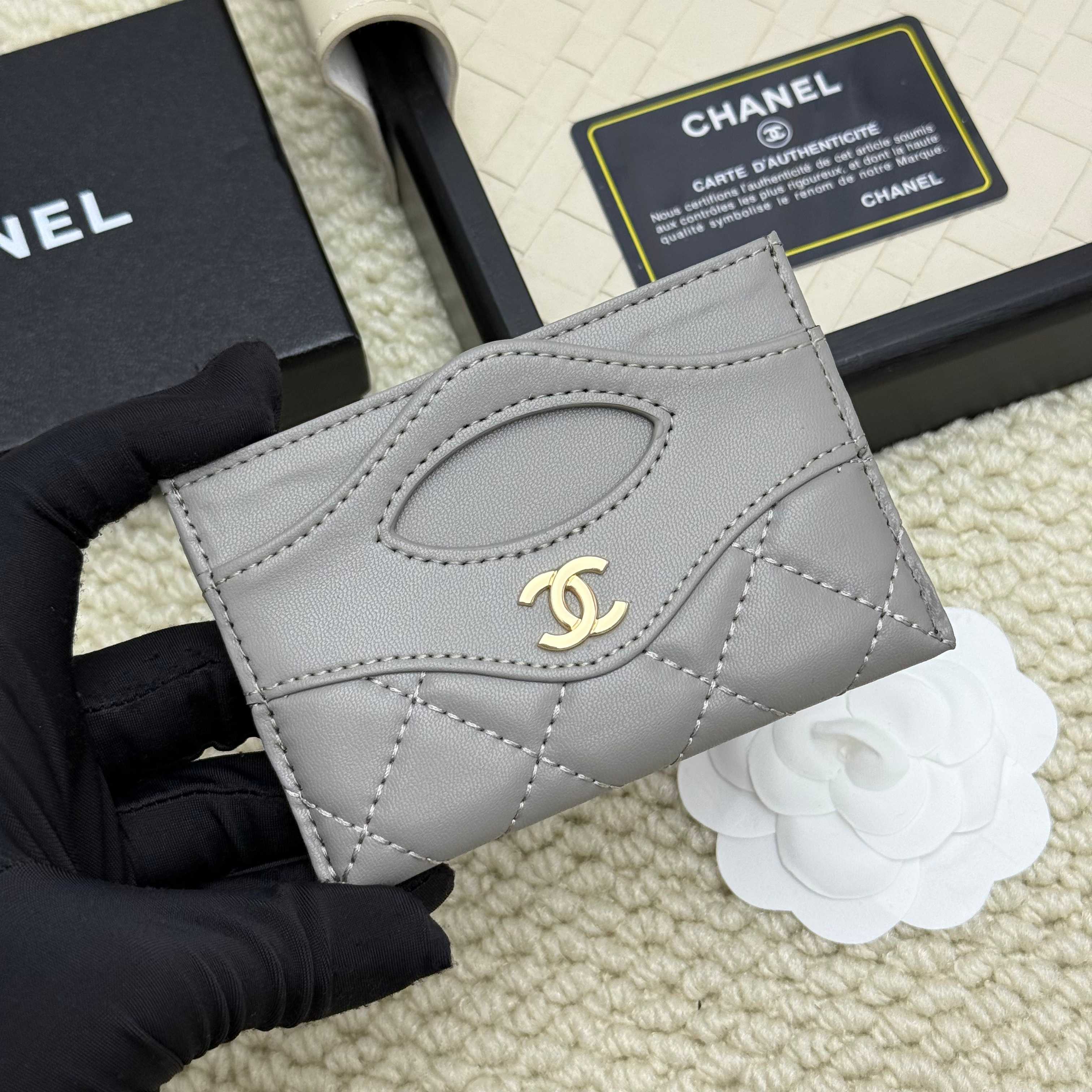B1R115C153 Popular card holder