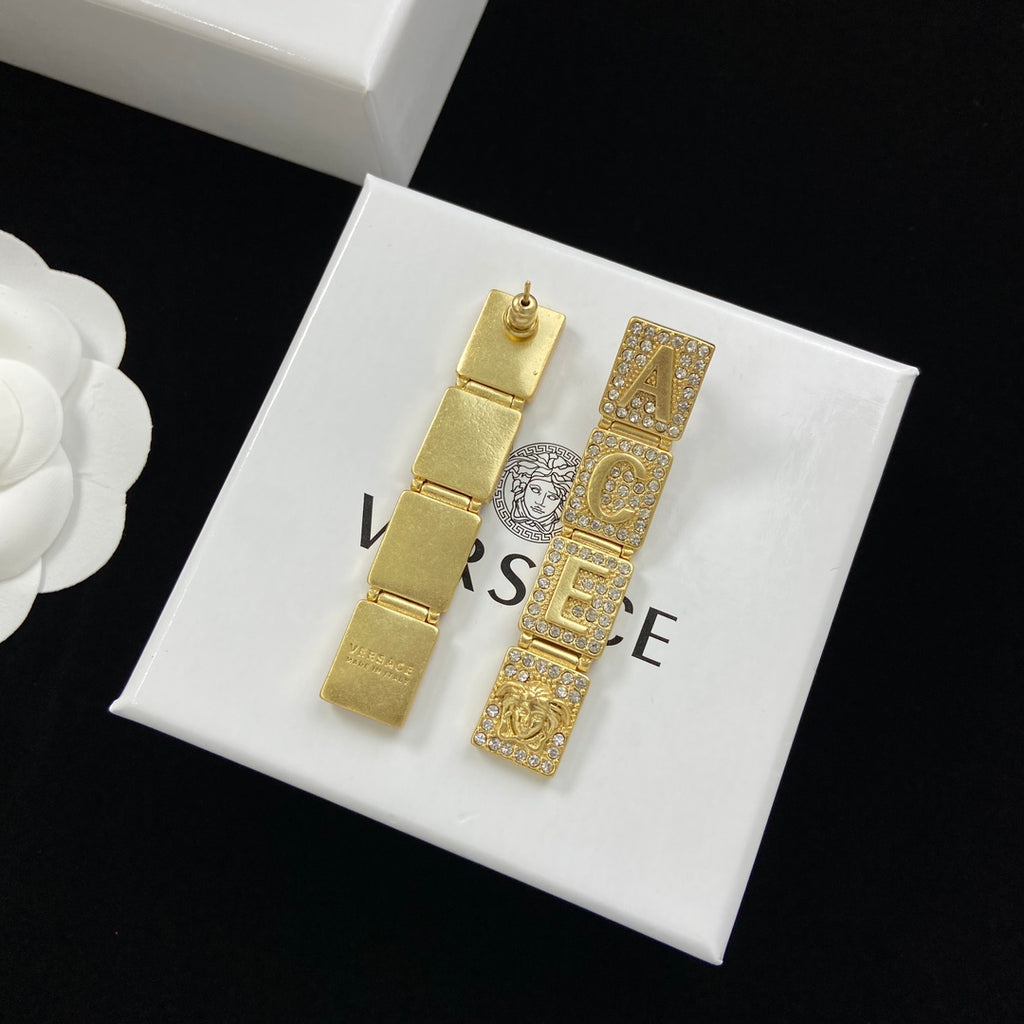 X1R75V81X Popular   Necklace . Earrings.Bracelets.