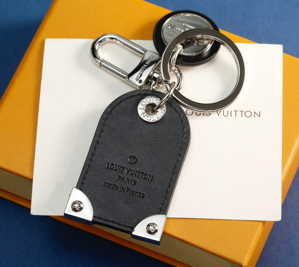 A1R35E18  Popular key closure