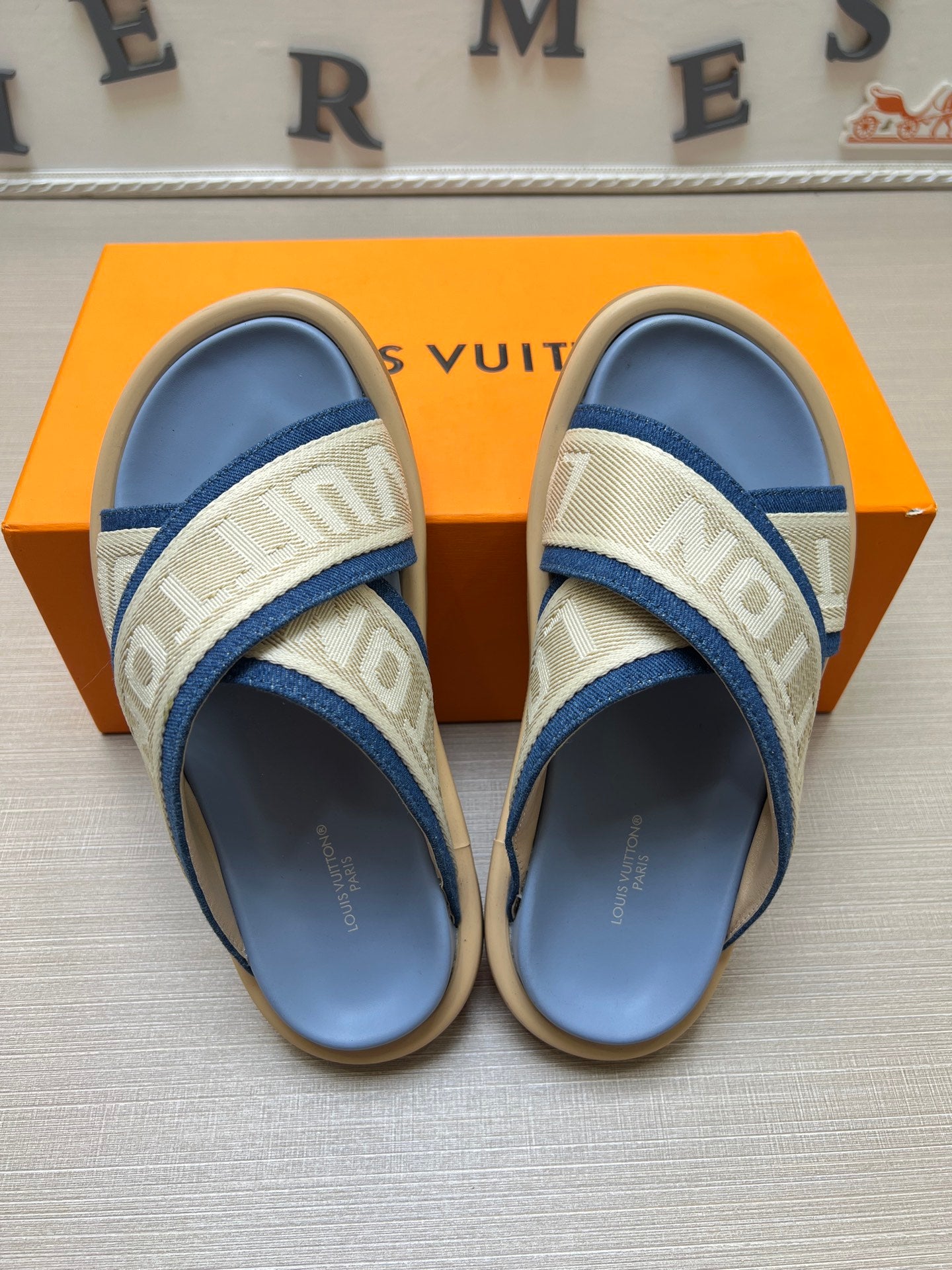 Z5Z35E272 Popular Slippers