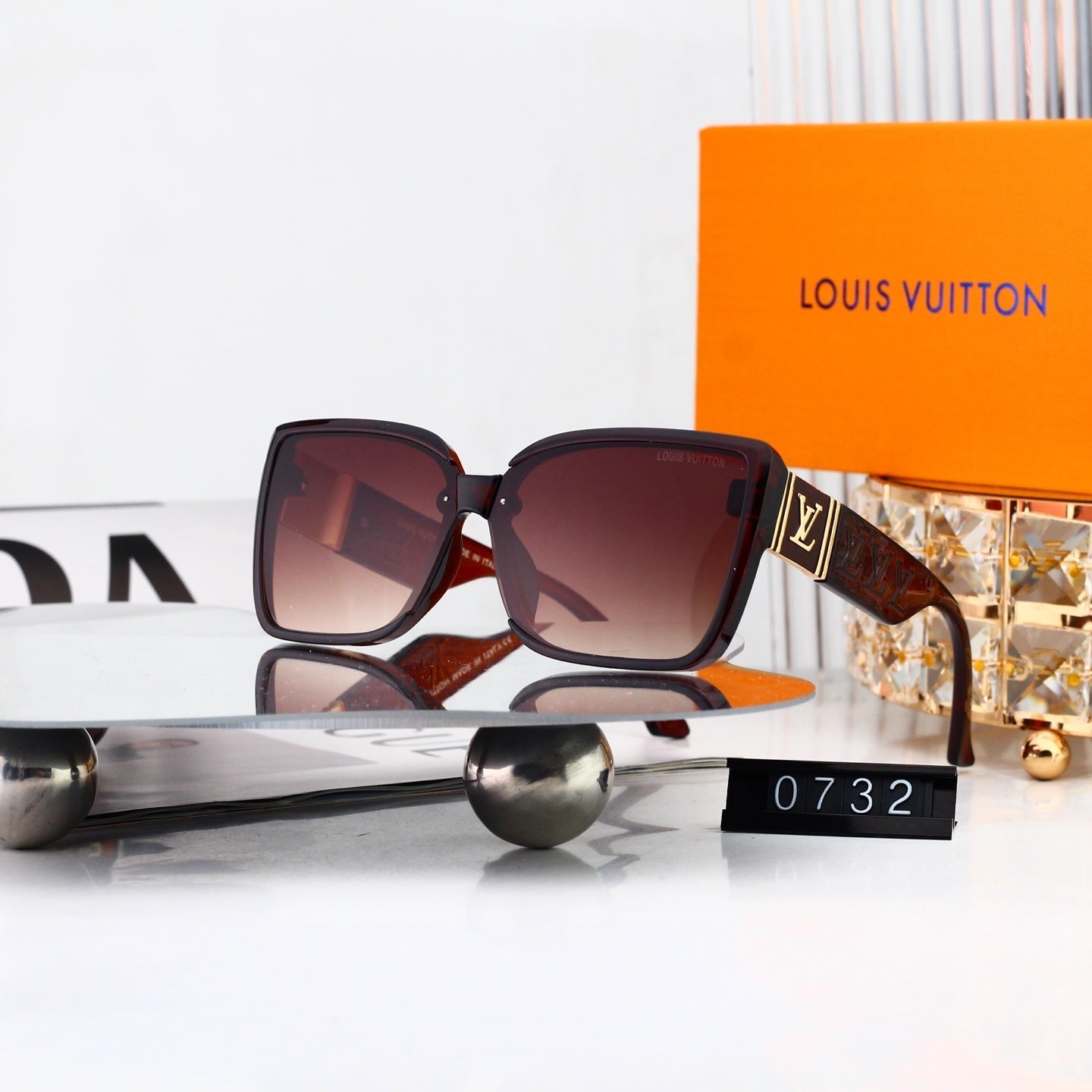 T1P56E10 Popular Sunglasses