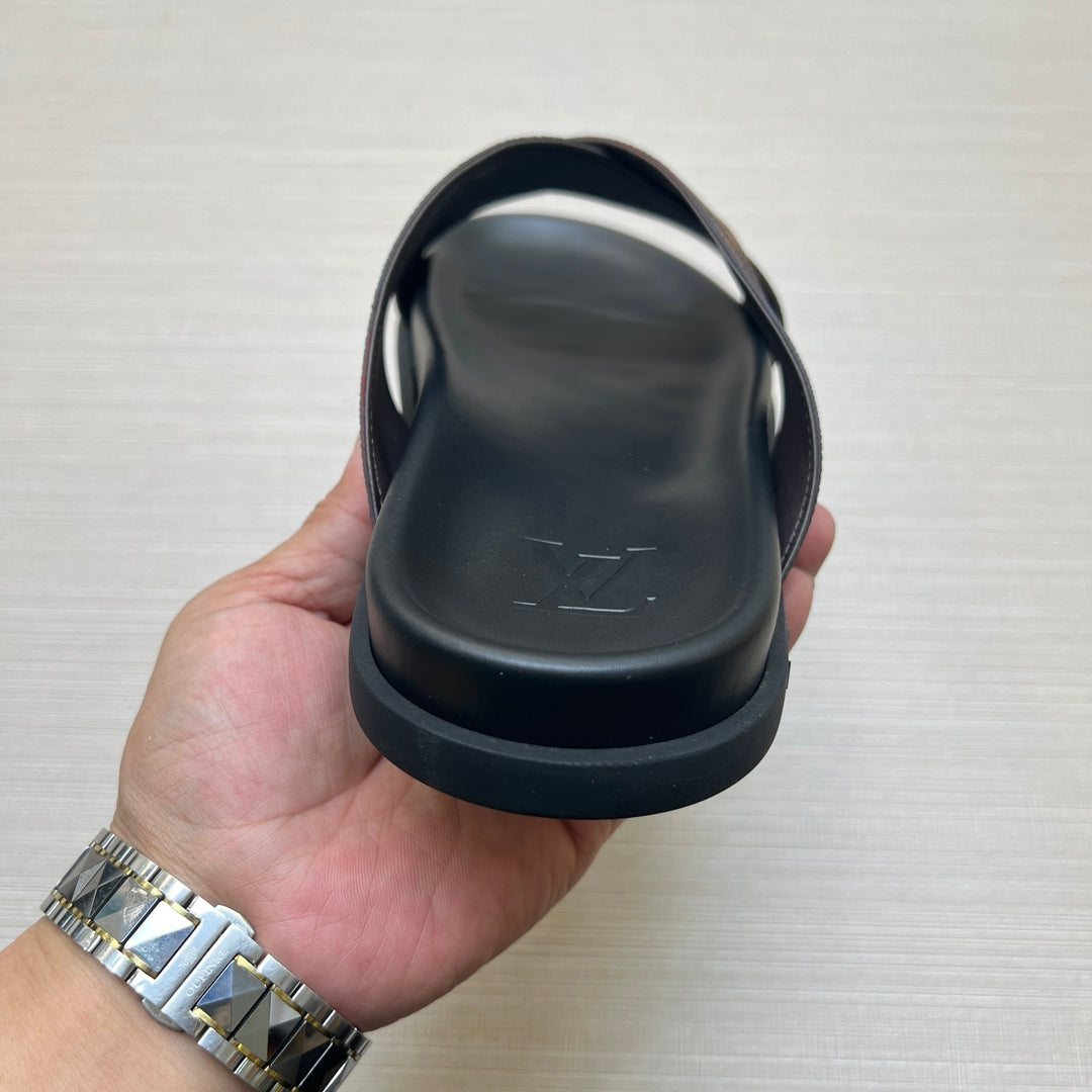 Z5ZE60 Popular slippers