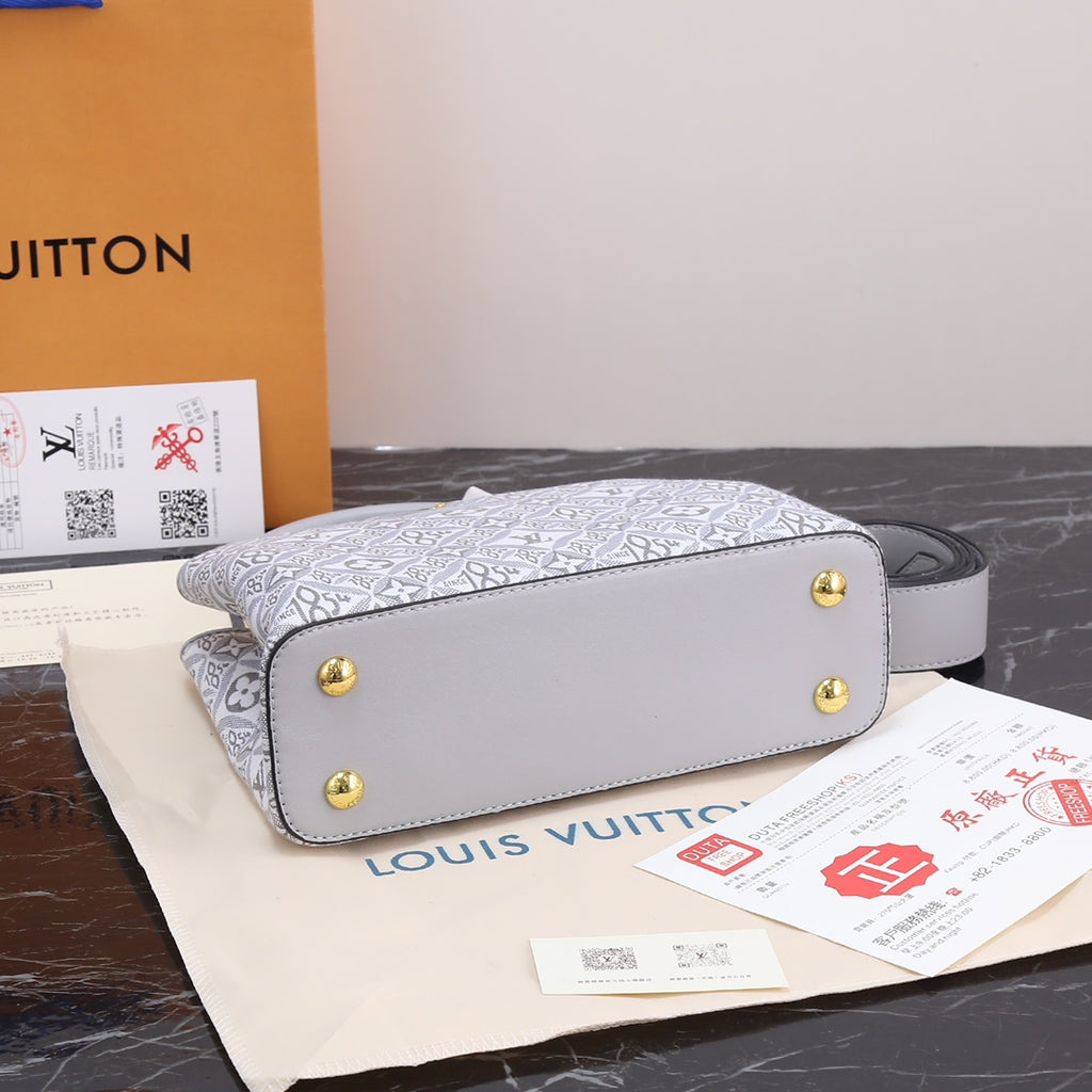 B1X54E441 Popular  leather bag