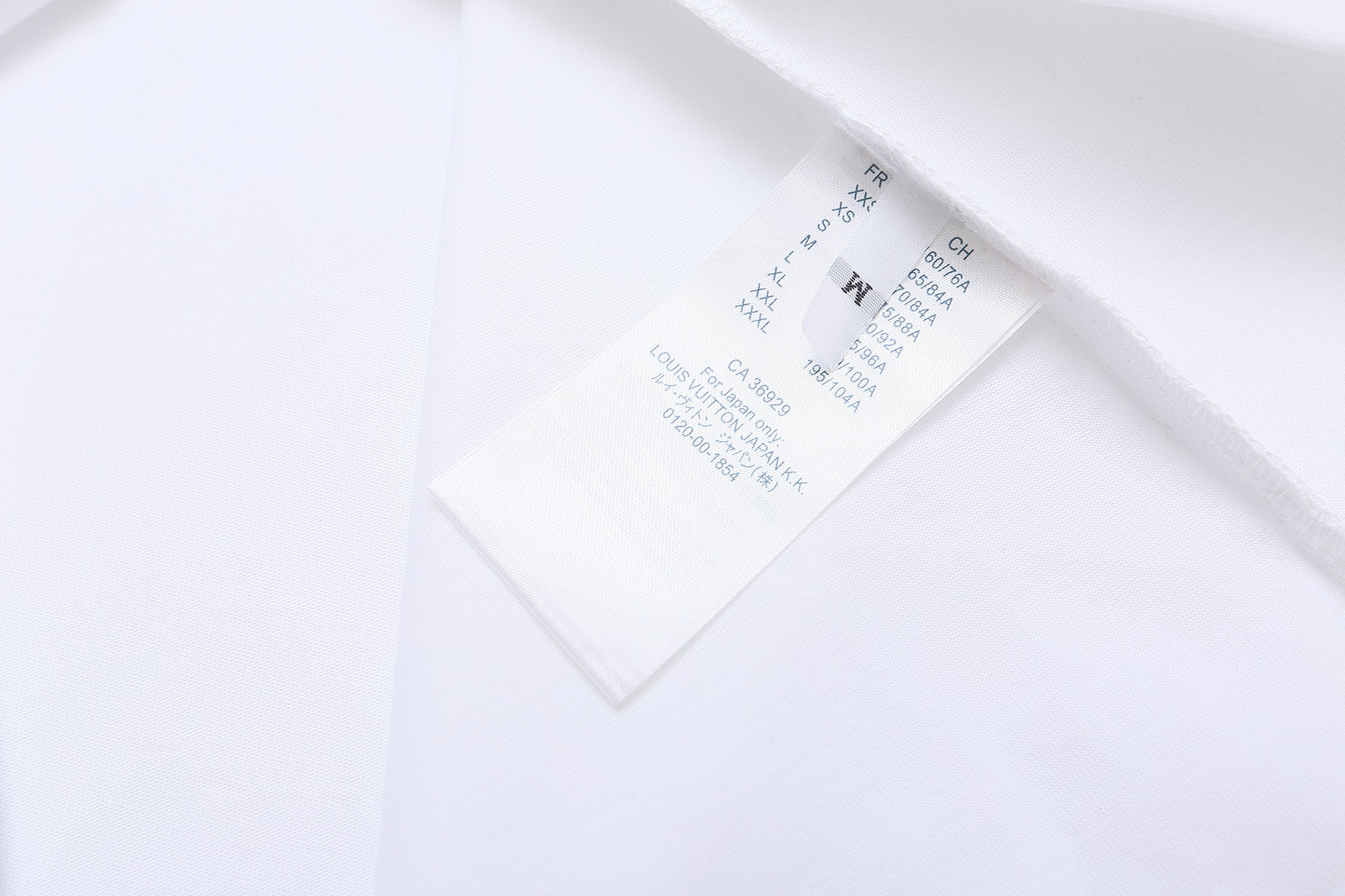 U1R45E196 Popular T-shirt