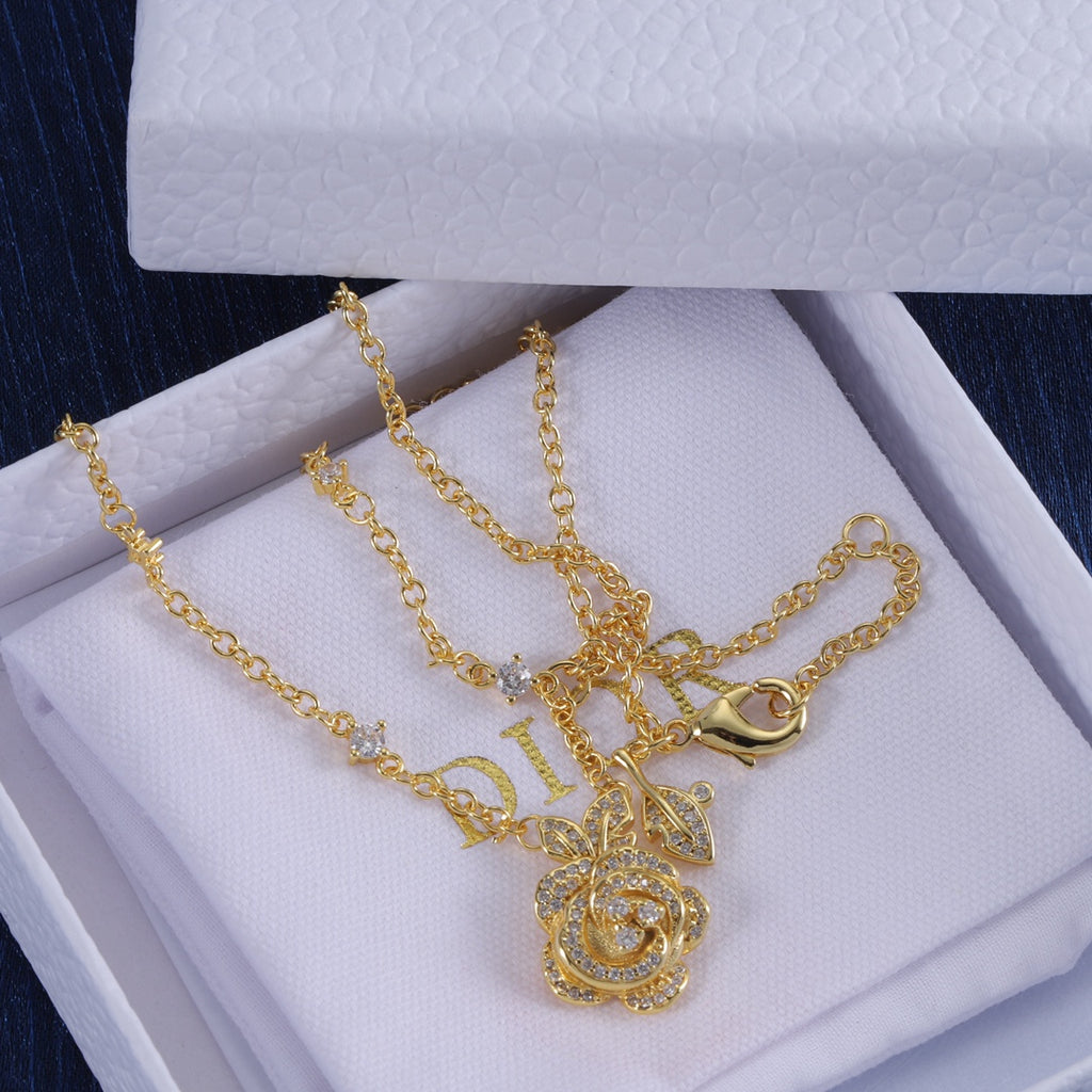 X1Q85D70X Popular Necklace