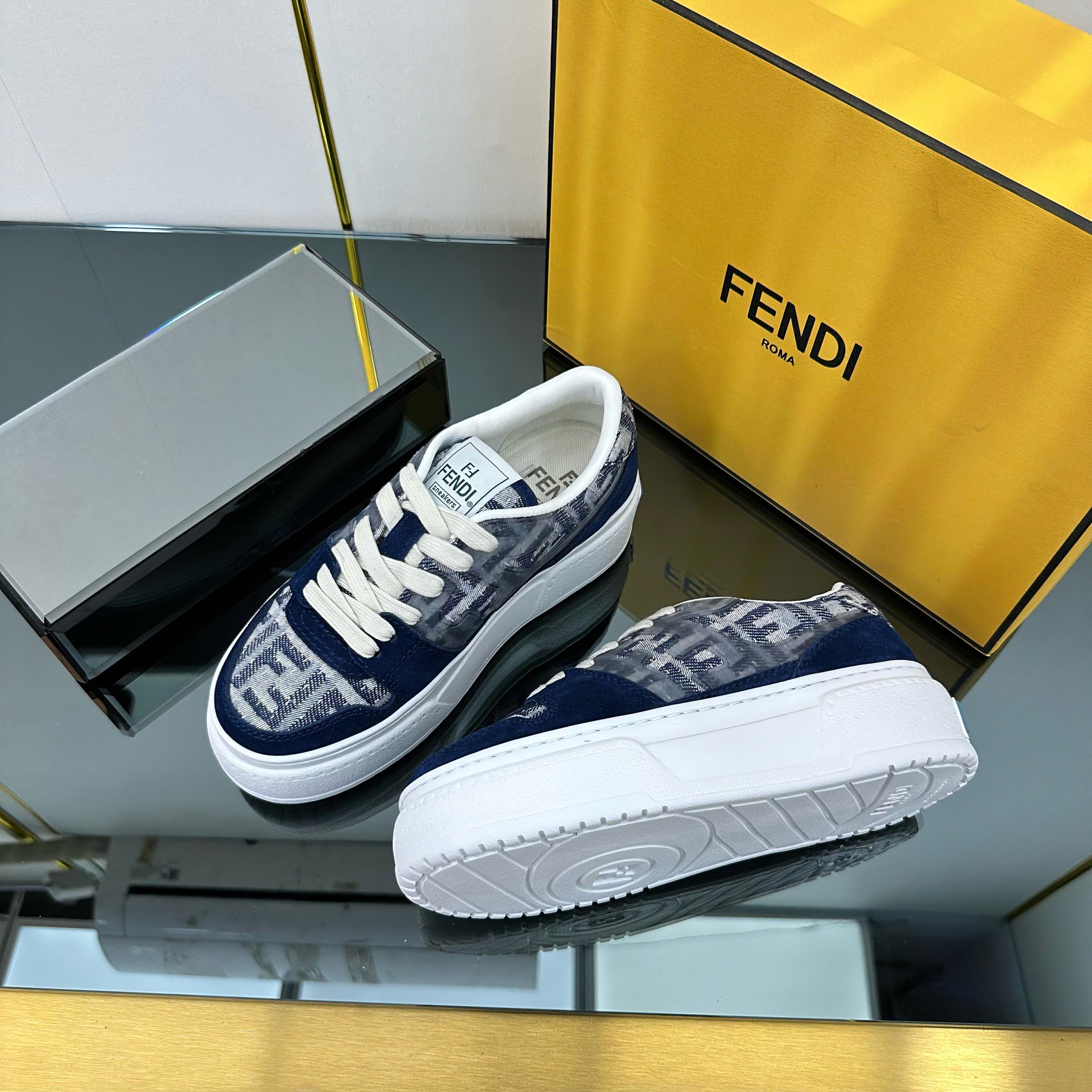 Z2Q105F418 Popular high-quality Shoes