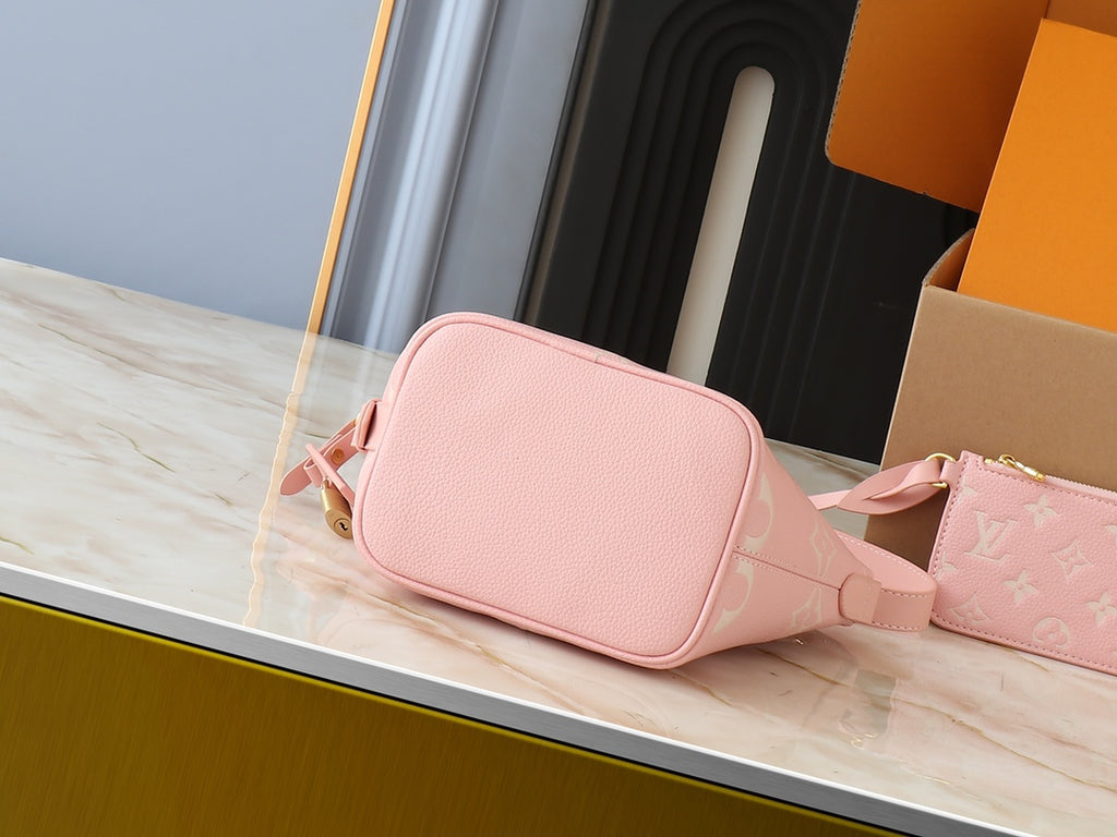 B12W15E3 Popular  leather bag