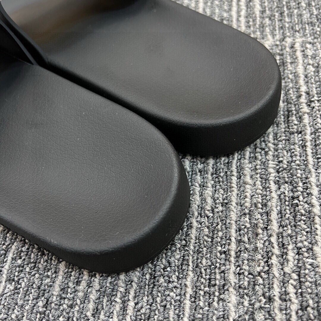 Z5Z35R254 Popular Slippers