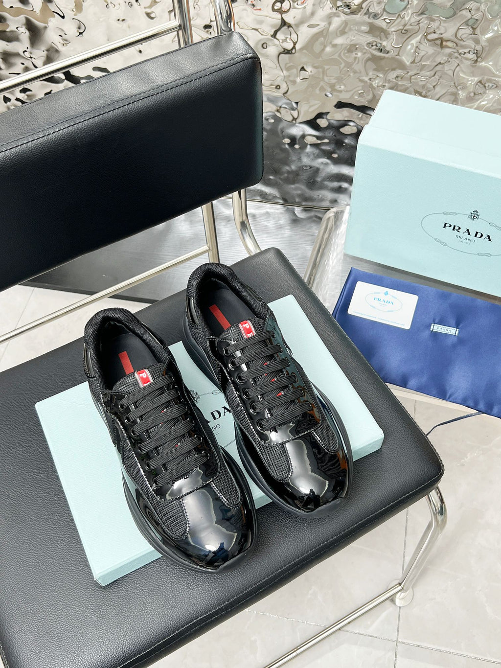Z2P76P01 Popular high-quality leather Shoes