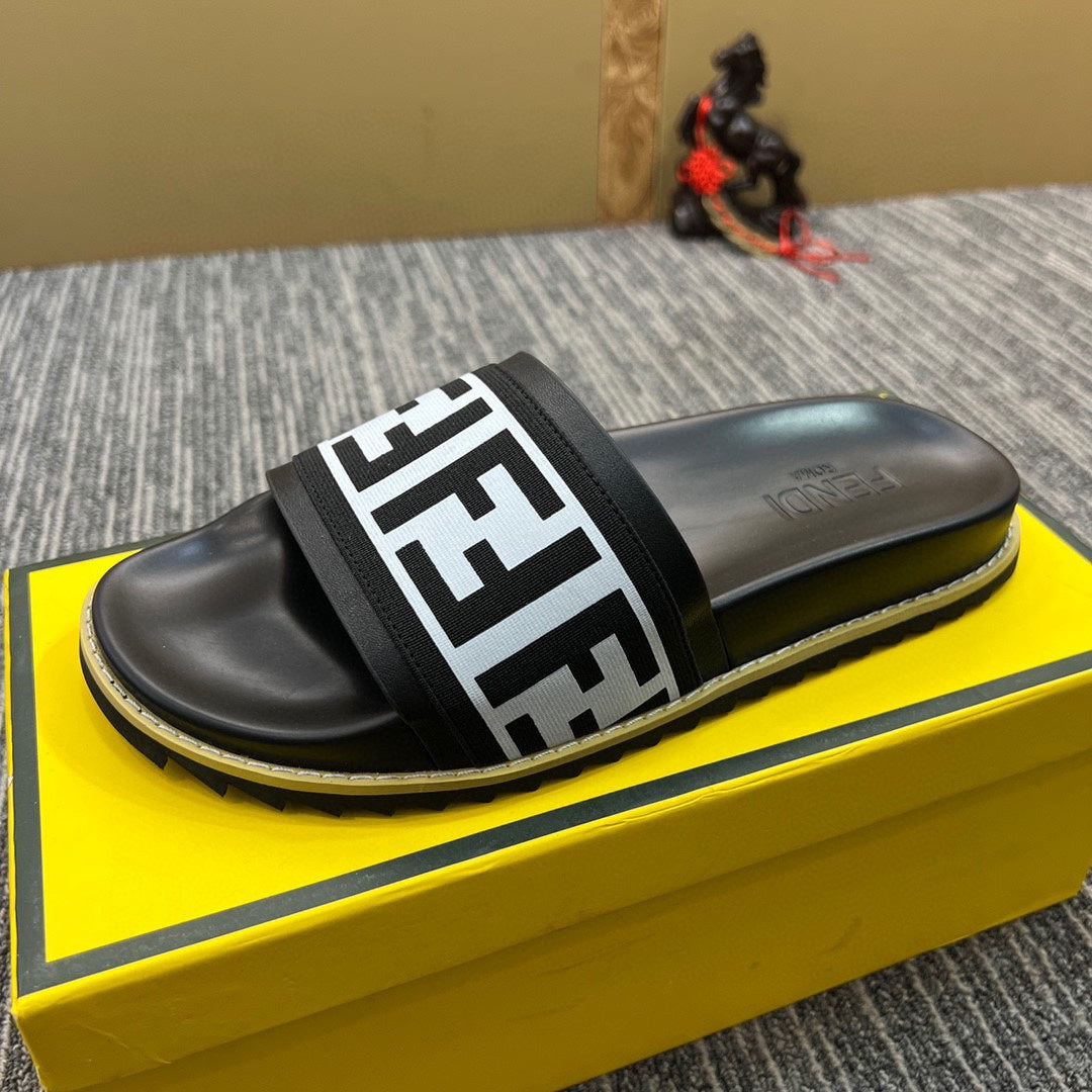 Z5XF103 Popular Slippers