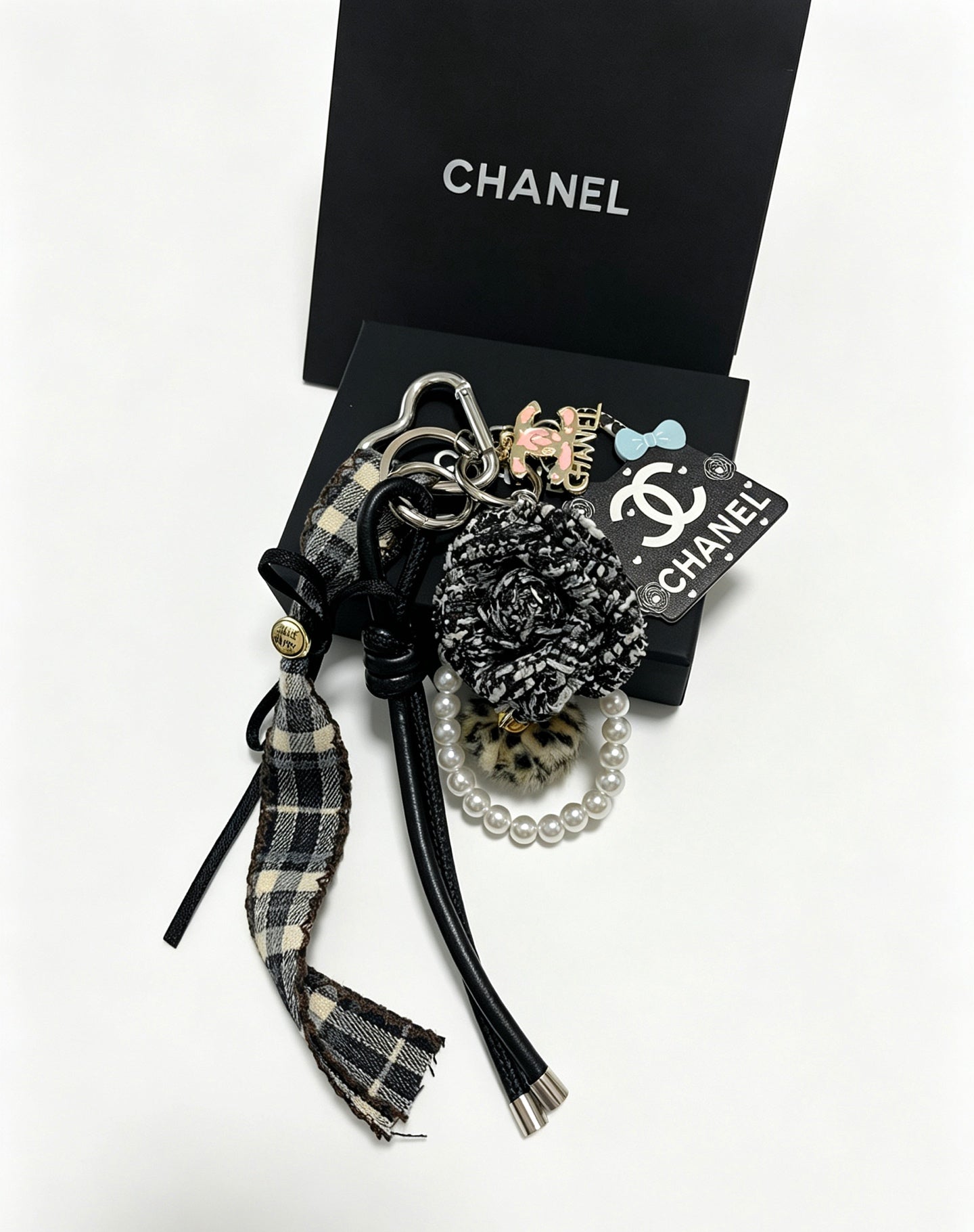 A1R76C107 Popular bag 's charms accessories