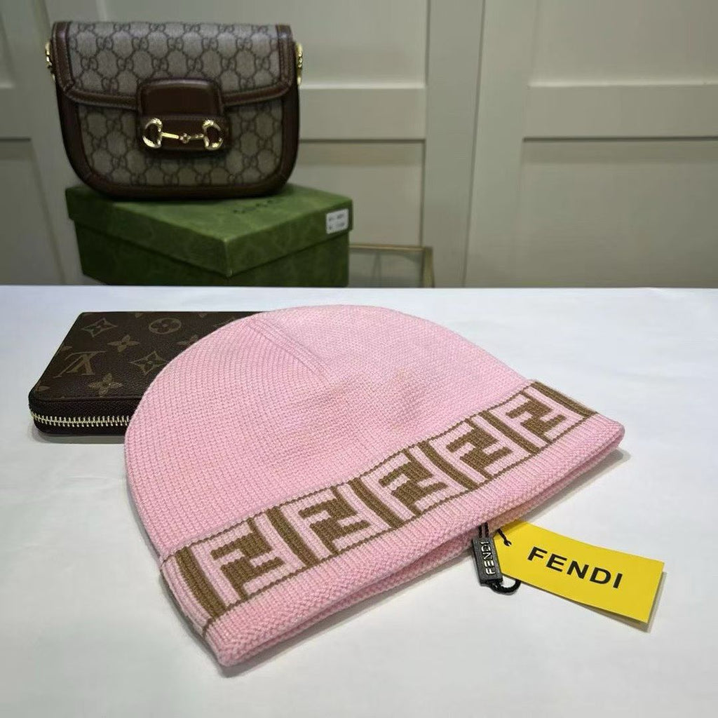M1R86F44 Popular hats