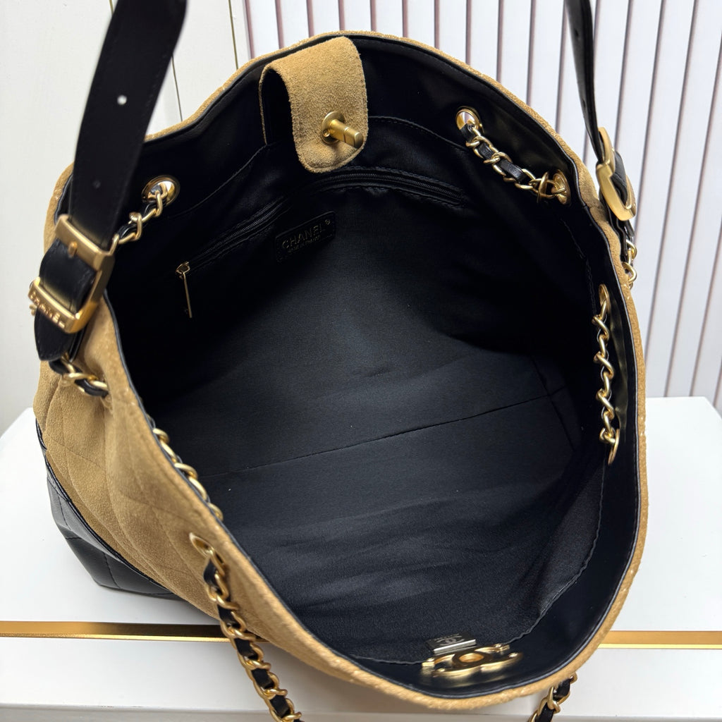 B1P46C17 Popular leather bag