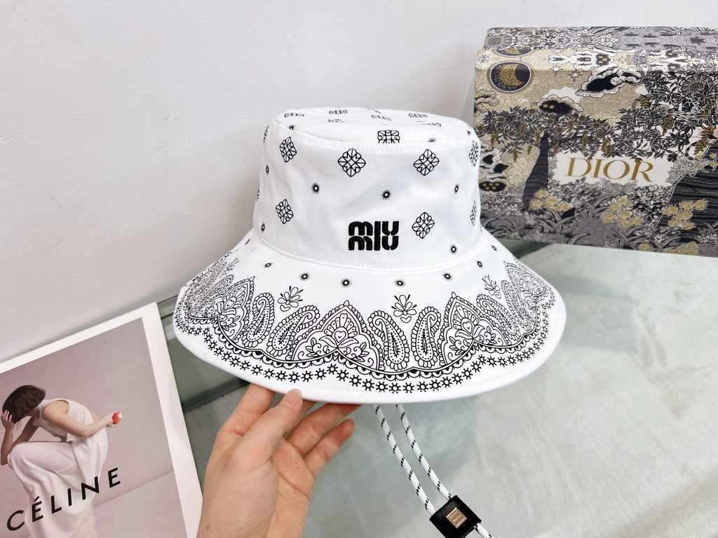 M1Q85A82 Popular hats