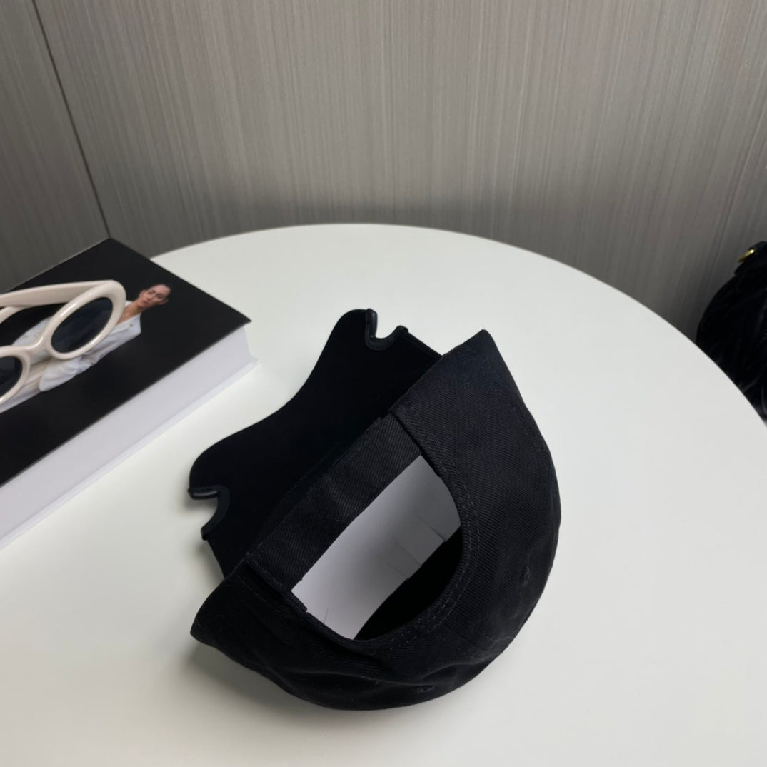 M1Z25J513 Popular  hats