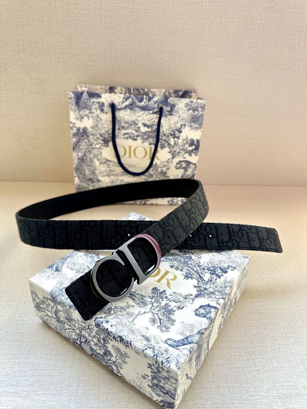 P1R55D206 Popular   High quality belt With full package