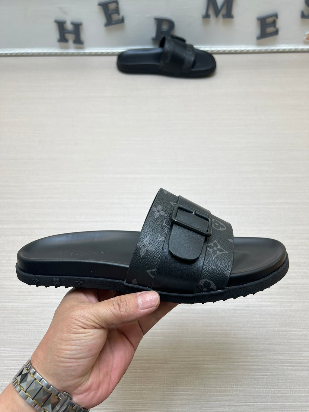 Z5ZE111 Popular slippers