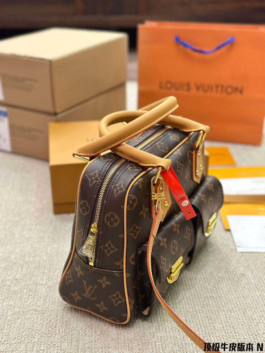 B6X14E253 Popular    leather bag 