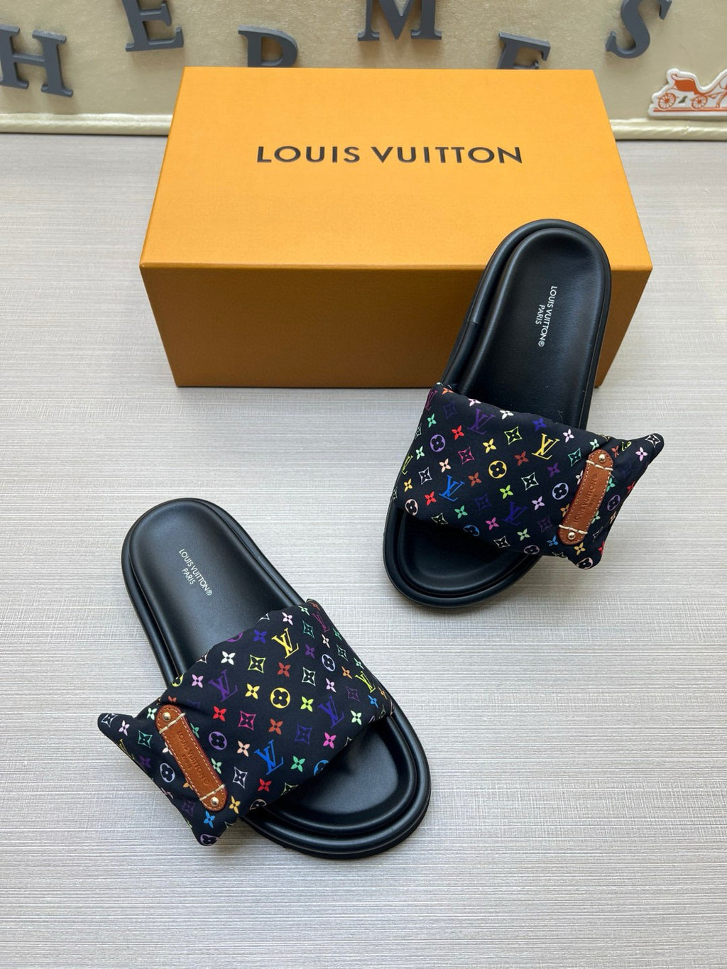 Z5QE6  Popular Slippers