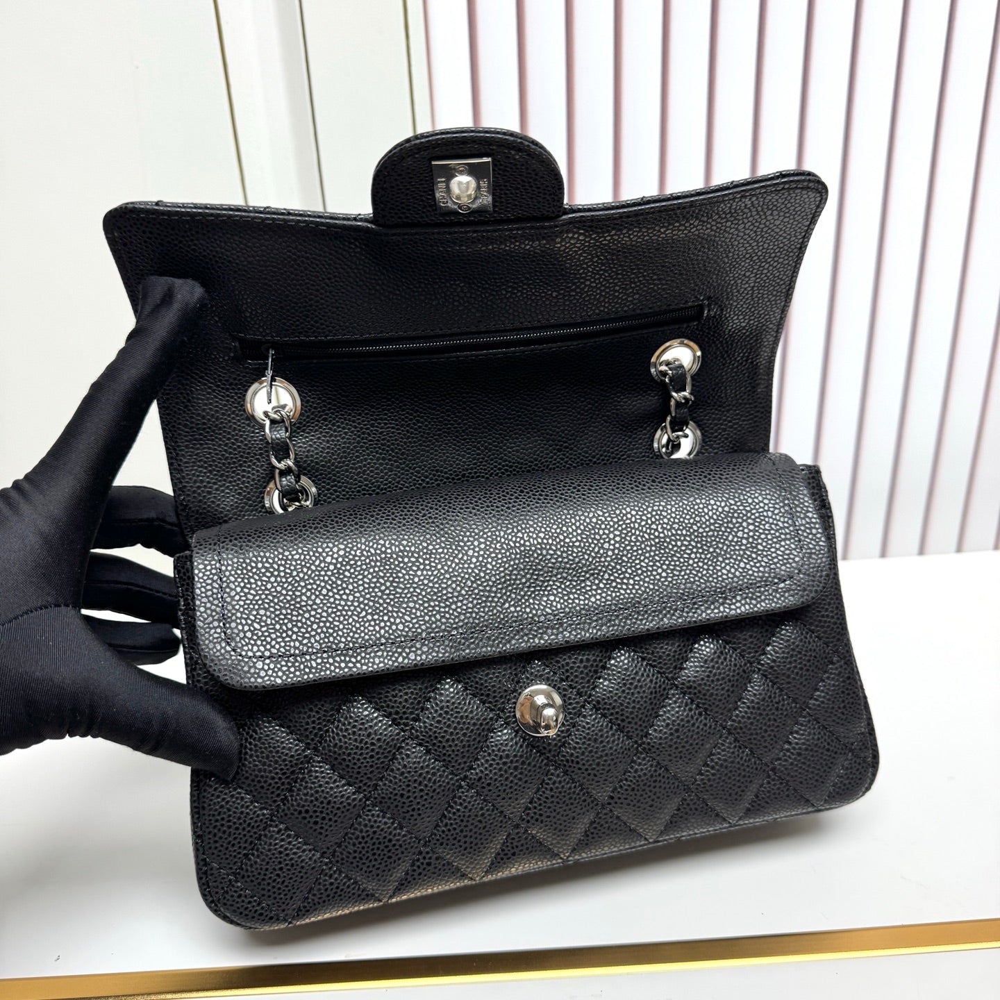 B1R76C10 Popular  leather bag