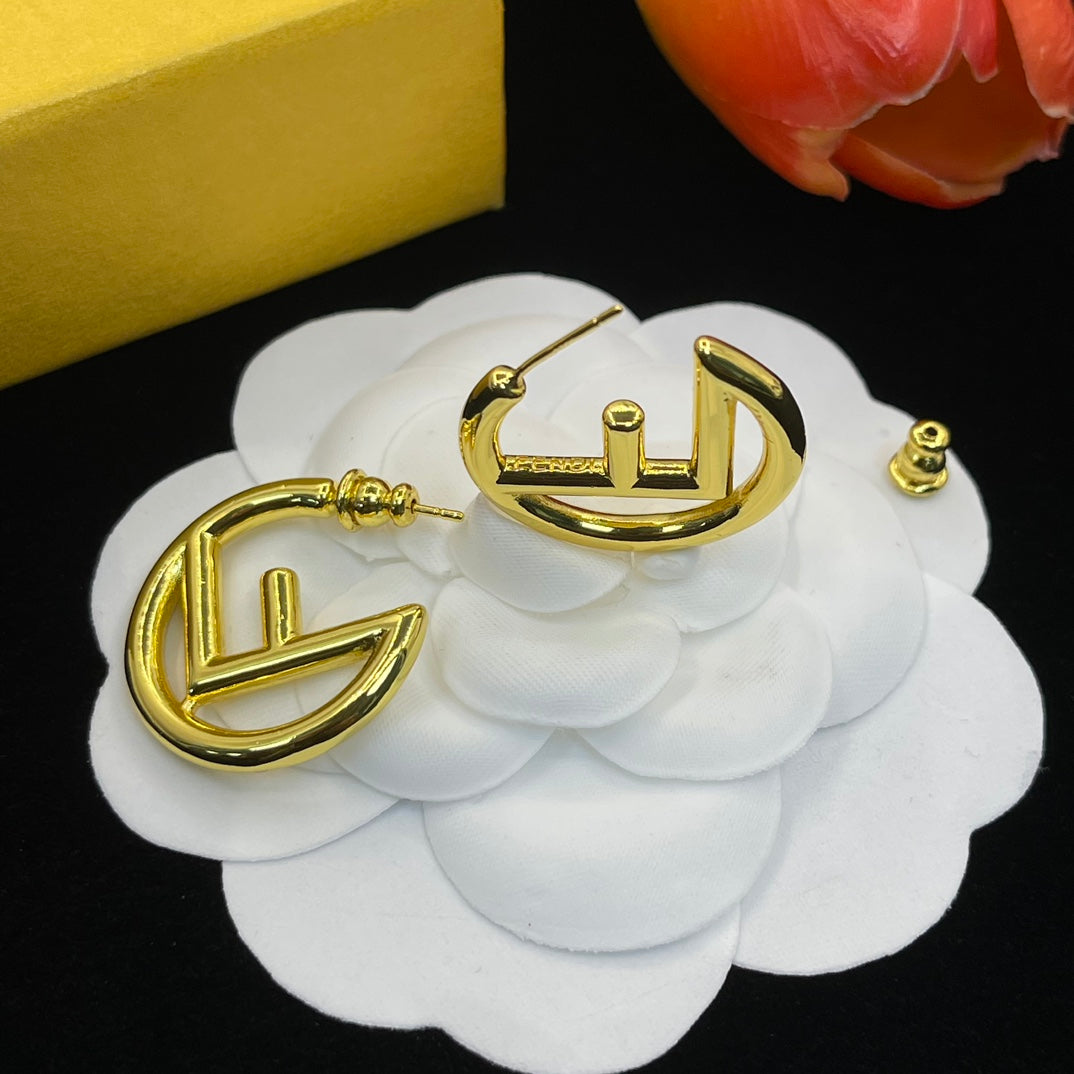 X1Z94F647E Popular  Earrings