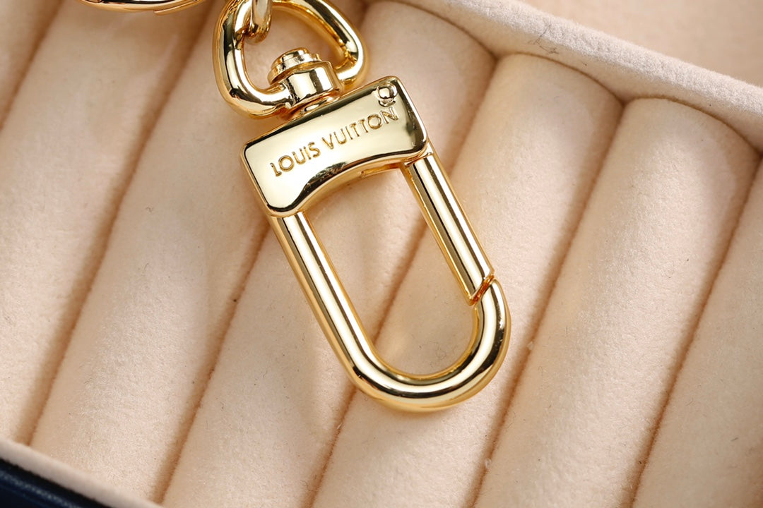 A1R35E29  Popular key closure