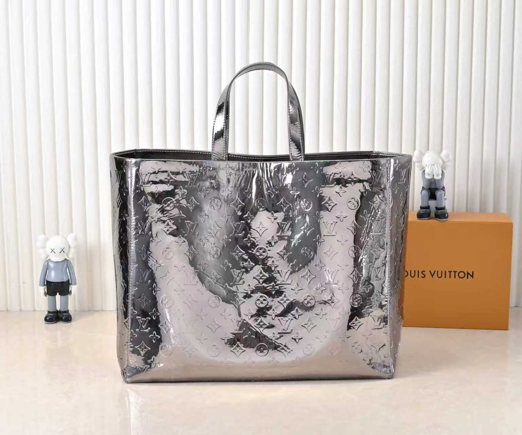 B1P46E82 Popular leather bag