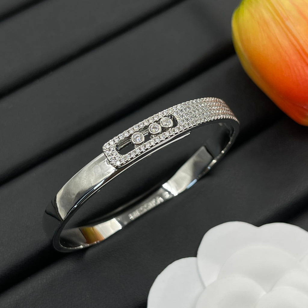 X1Z94A763K  Popular Bracelets