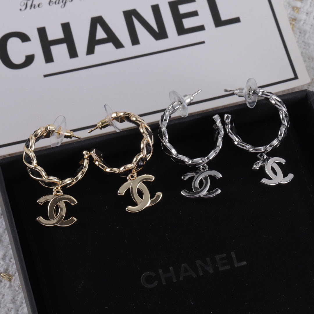 X1Z94C687E Popular Earrings