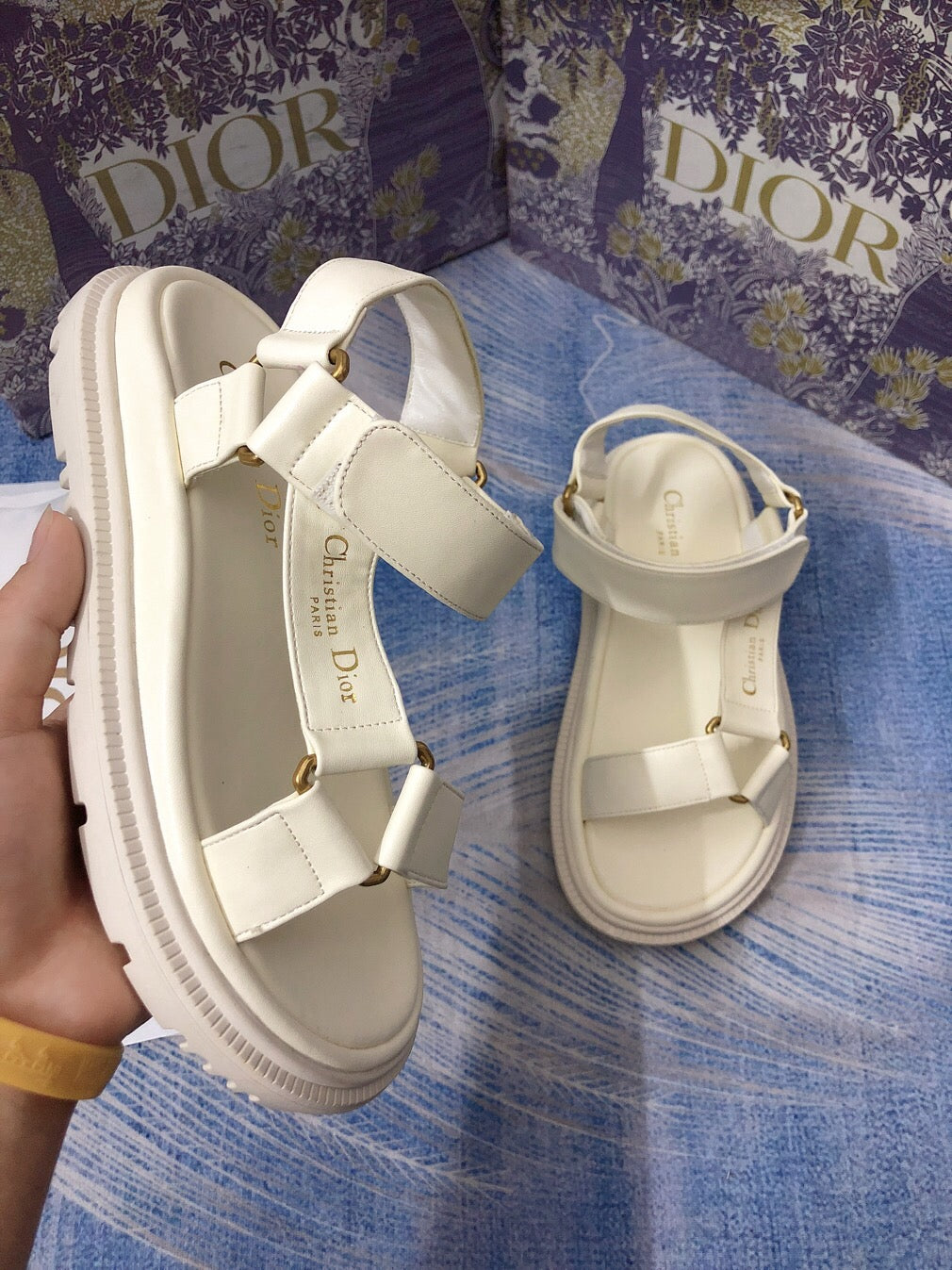 Z1ZD8 Popular sandals