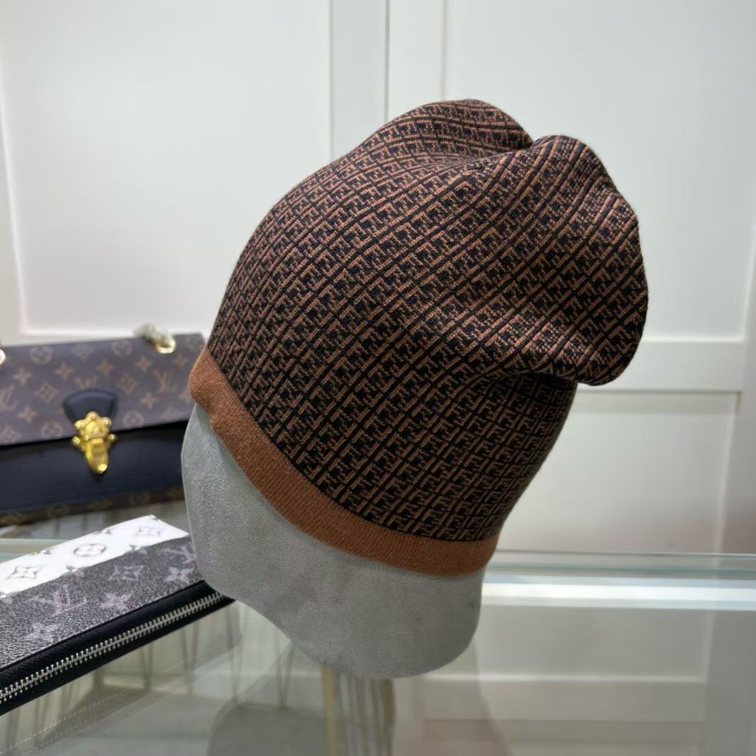 M1R86F27 Popular hats