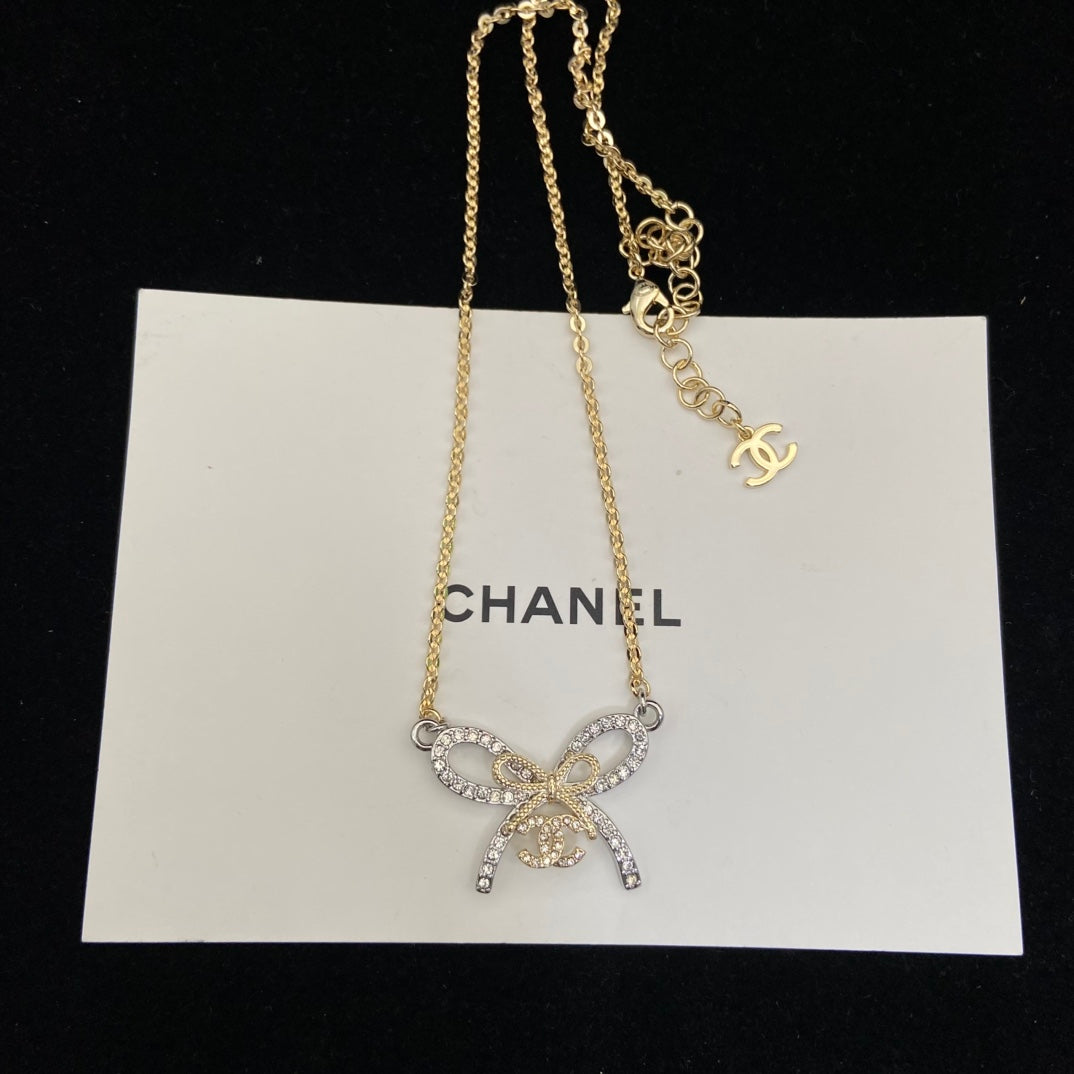 X1Q85C168X Popular Necklace. Bracelets