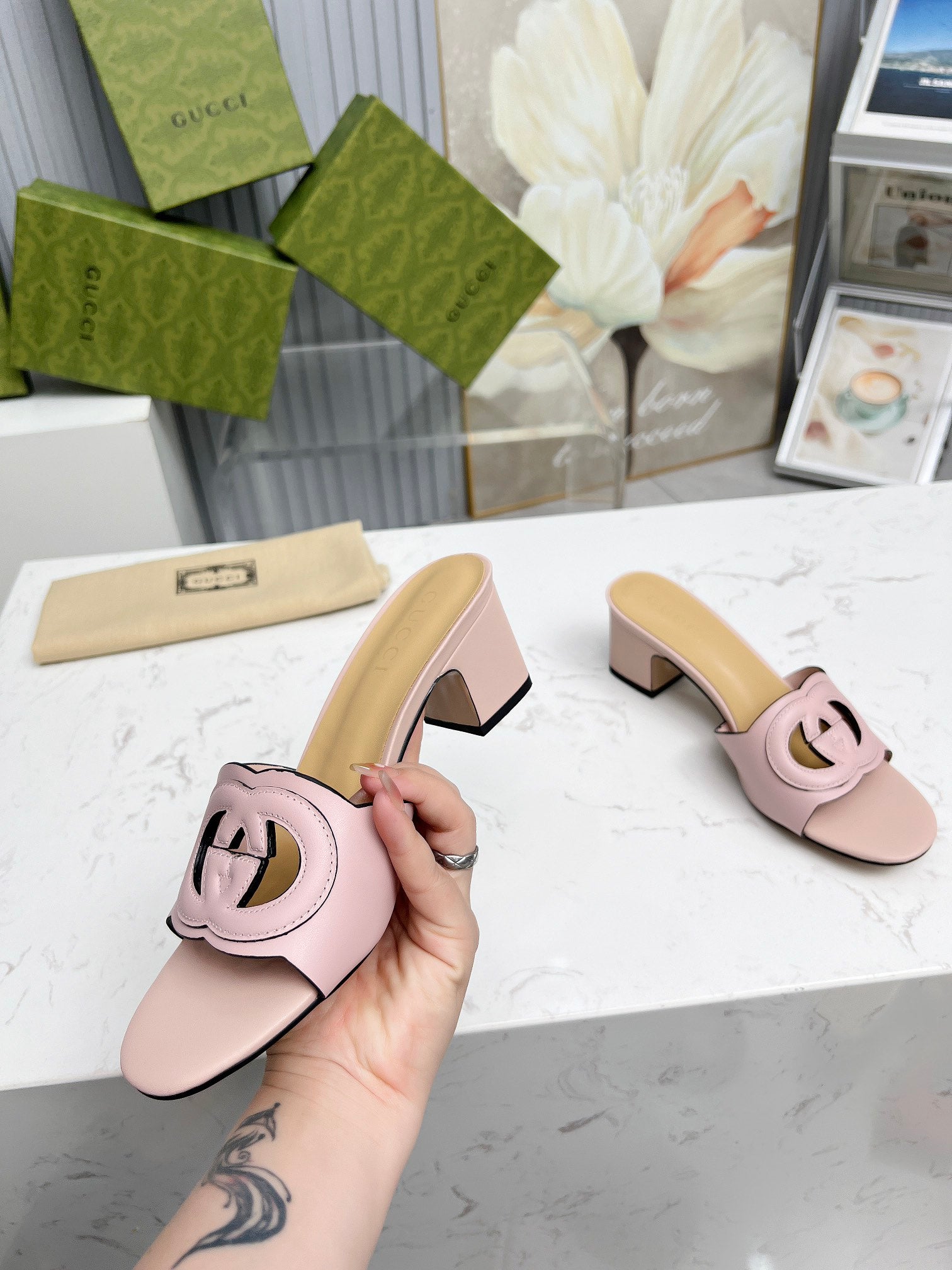Z2X56B33 Popular high-quality leather Shoes 5.5cm