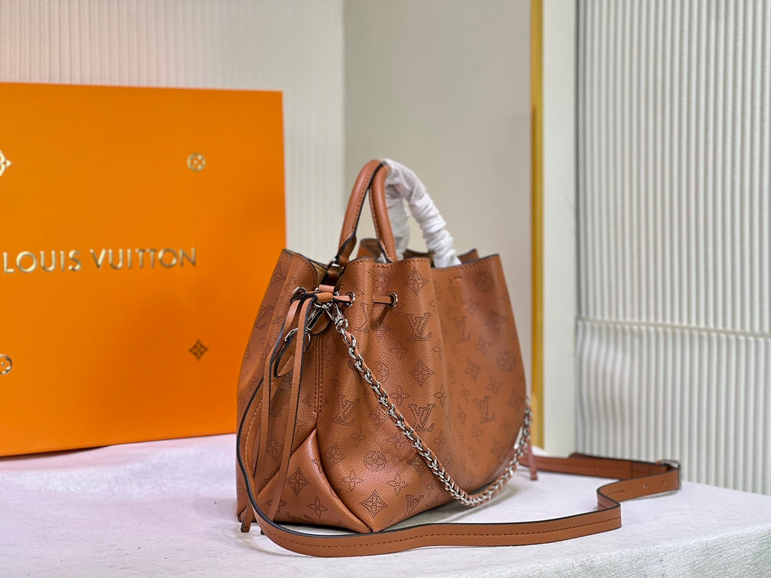 B1N55E39 Popular  leather bag
