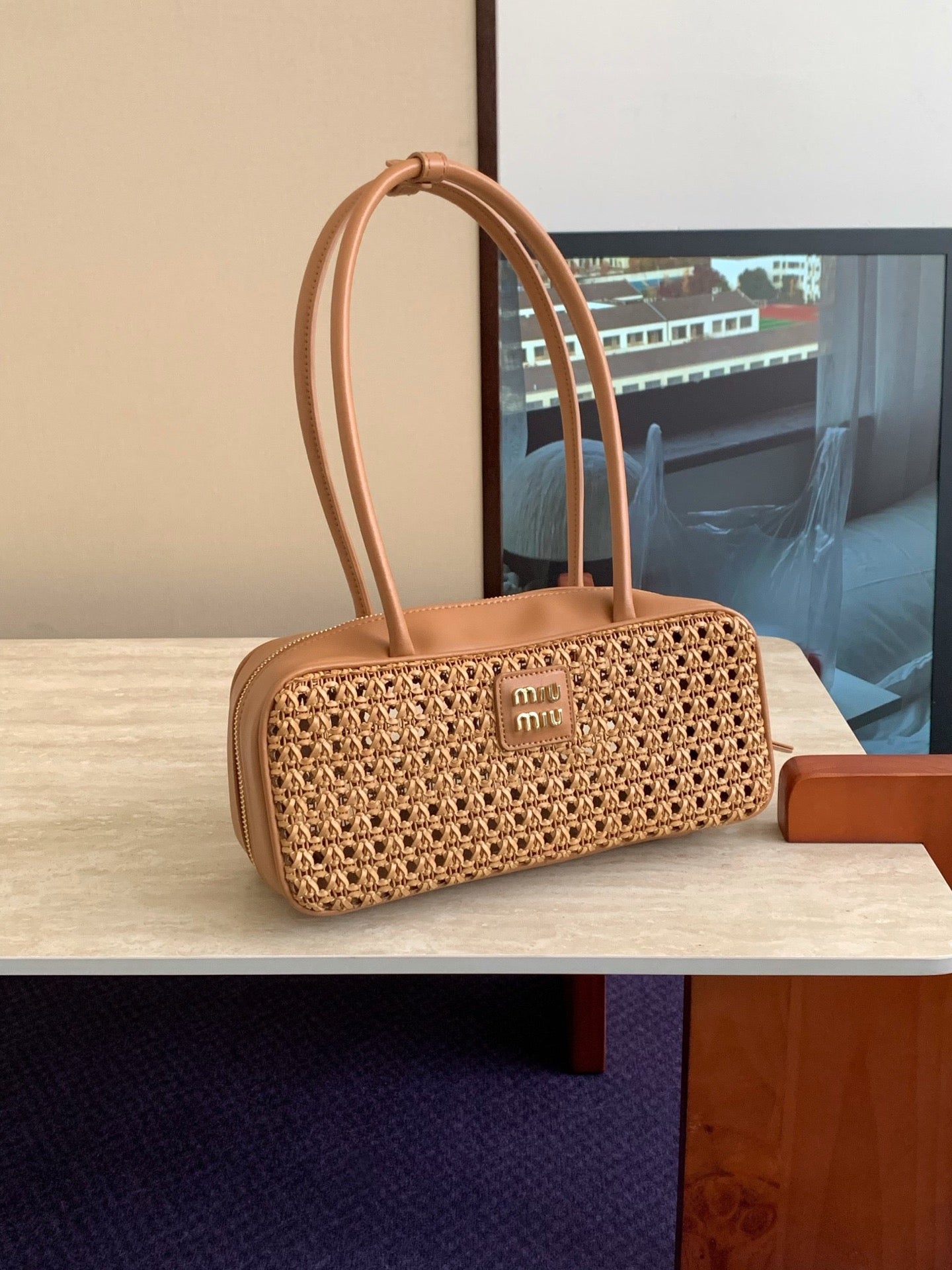 B1P36A51 Popular woven bag