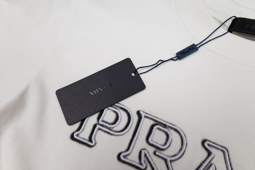 U1R76P41 Popular T-shirts