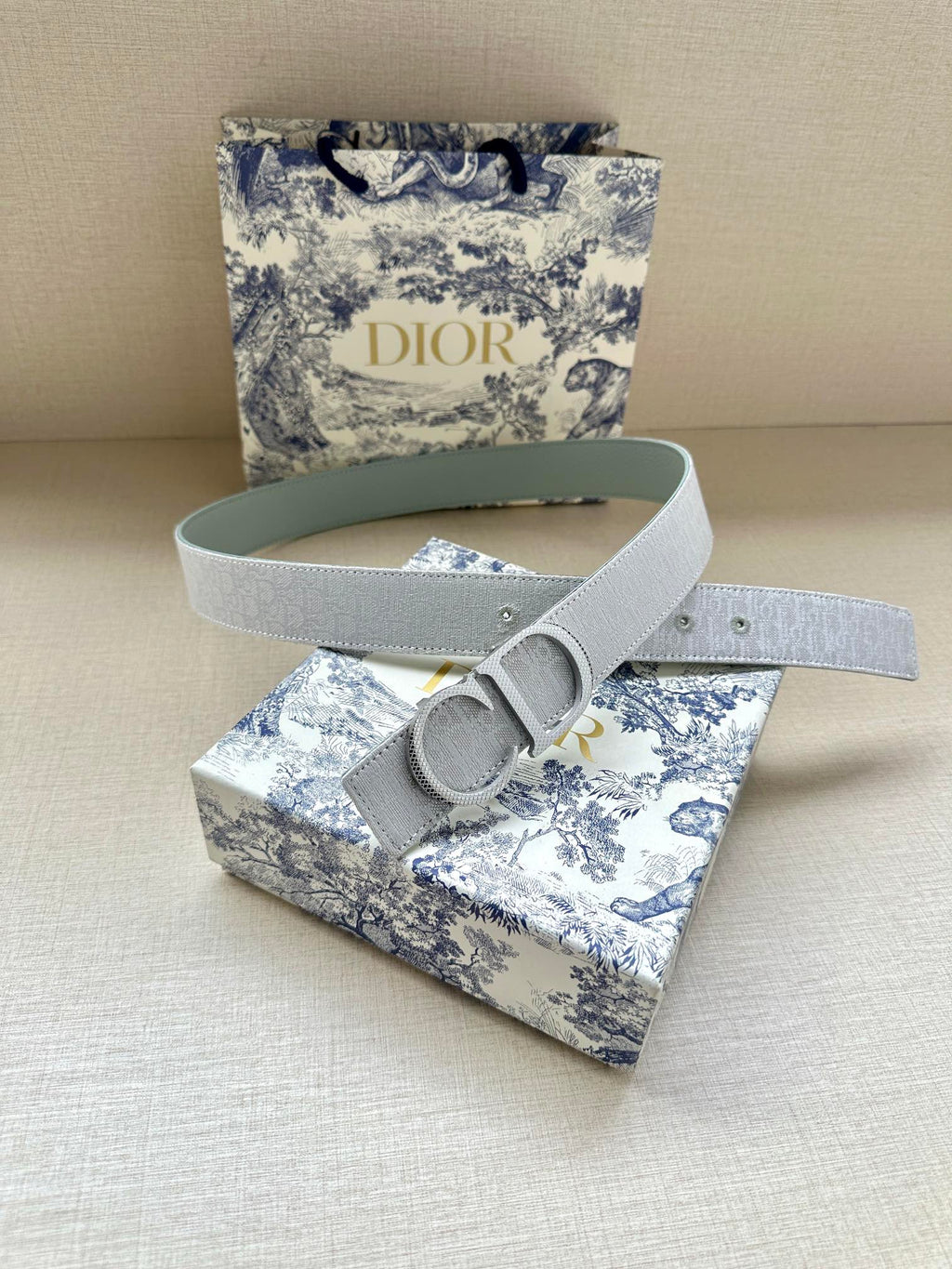 P1R55D197 Popular   High quality belt With full package