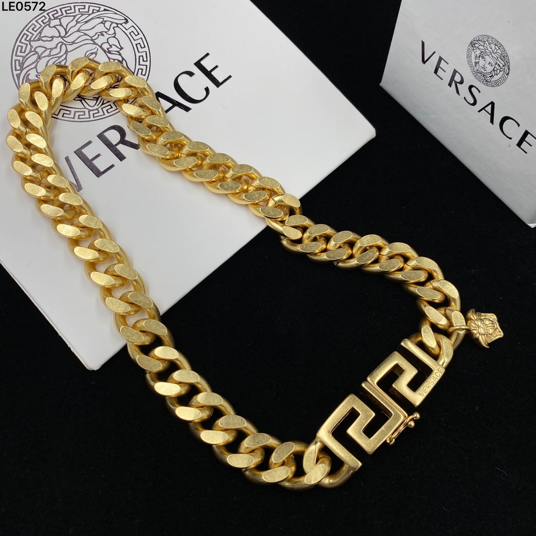 X1R75V61X Popular   Necklaces .  Bracelets